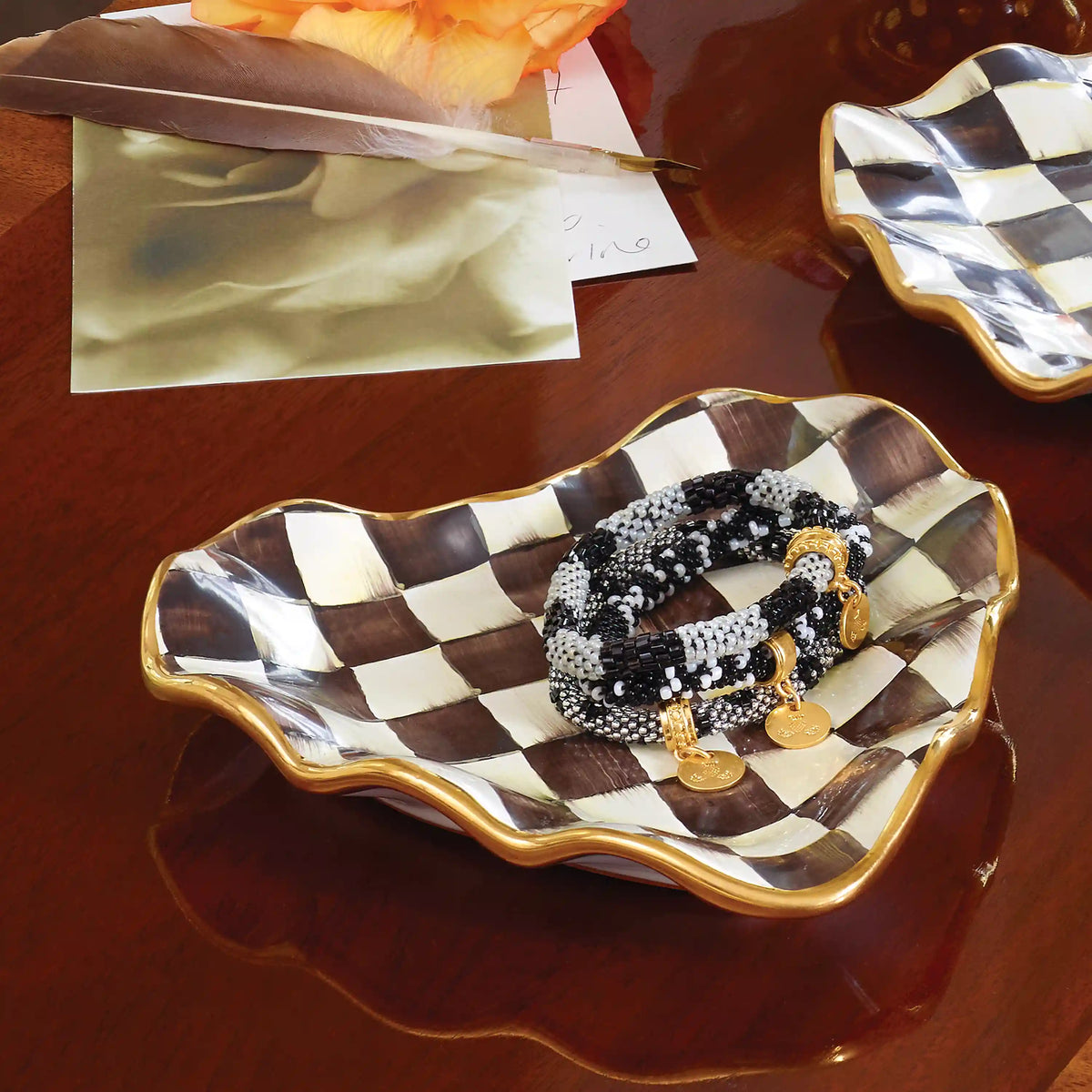 Mocha Check Ceramic Heart Plate