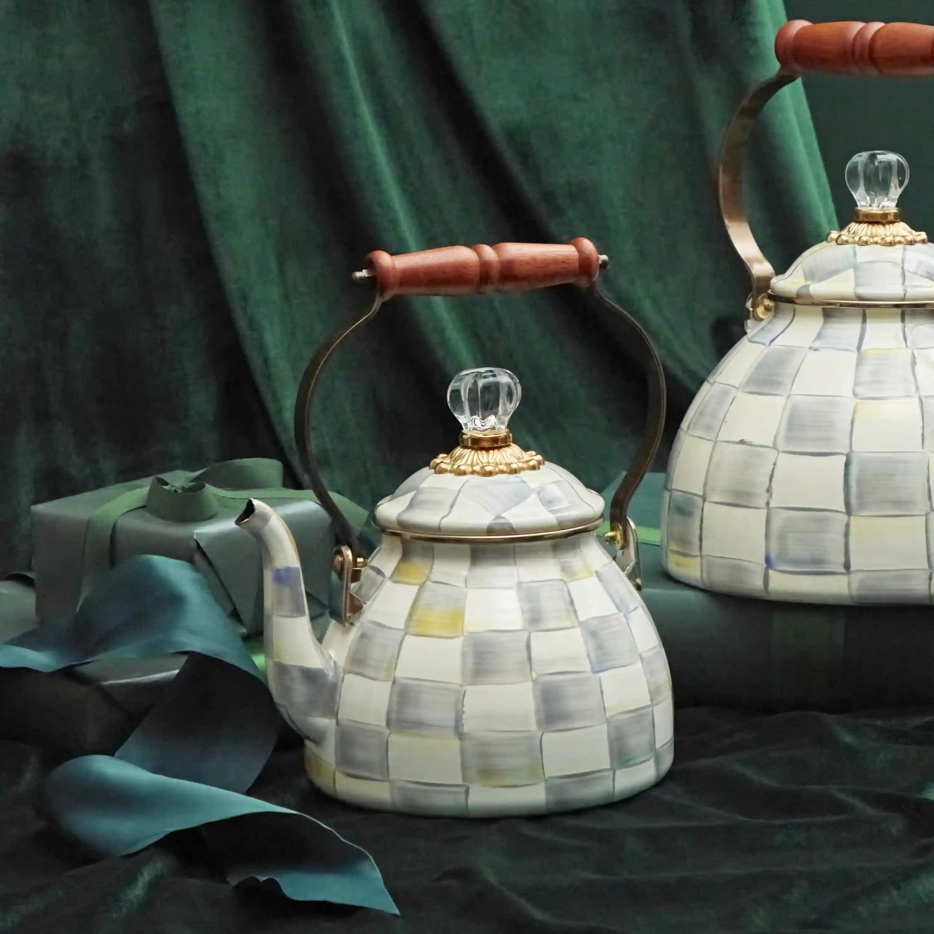 Royal Check 3 Quart Tea Kettle