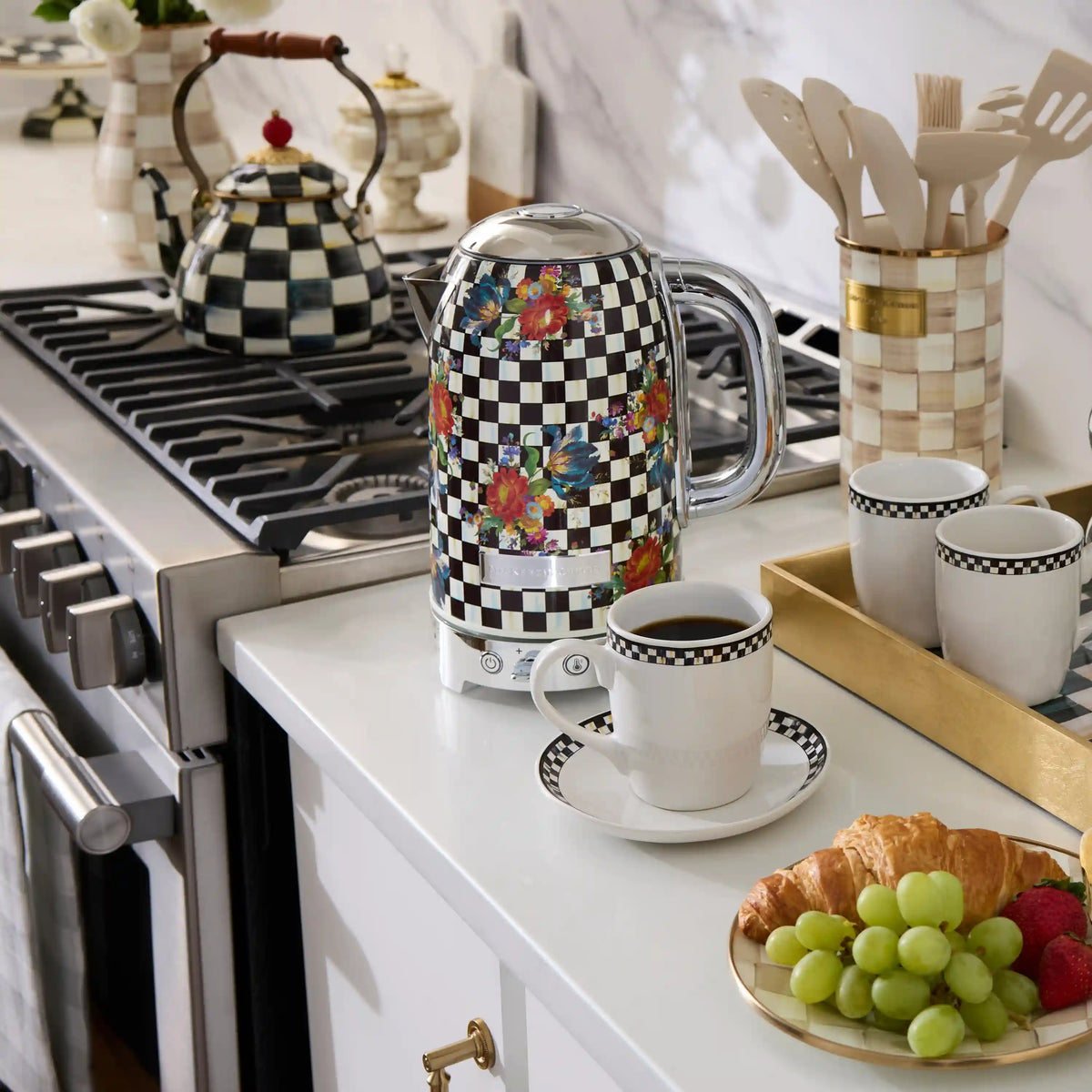 Courtly Check Electric Kettle