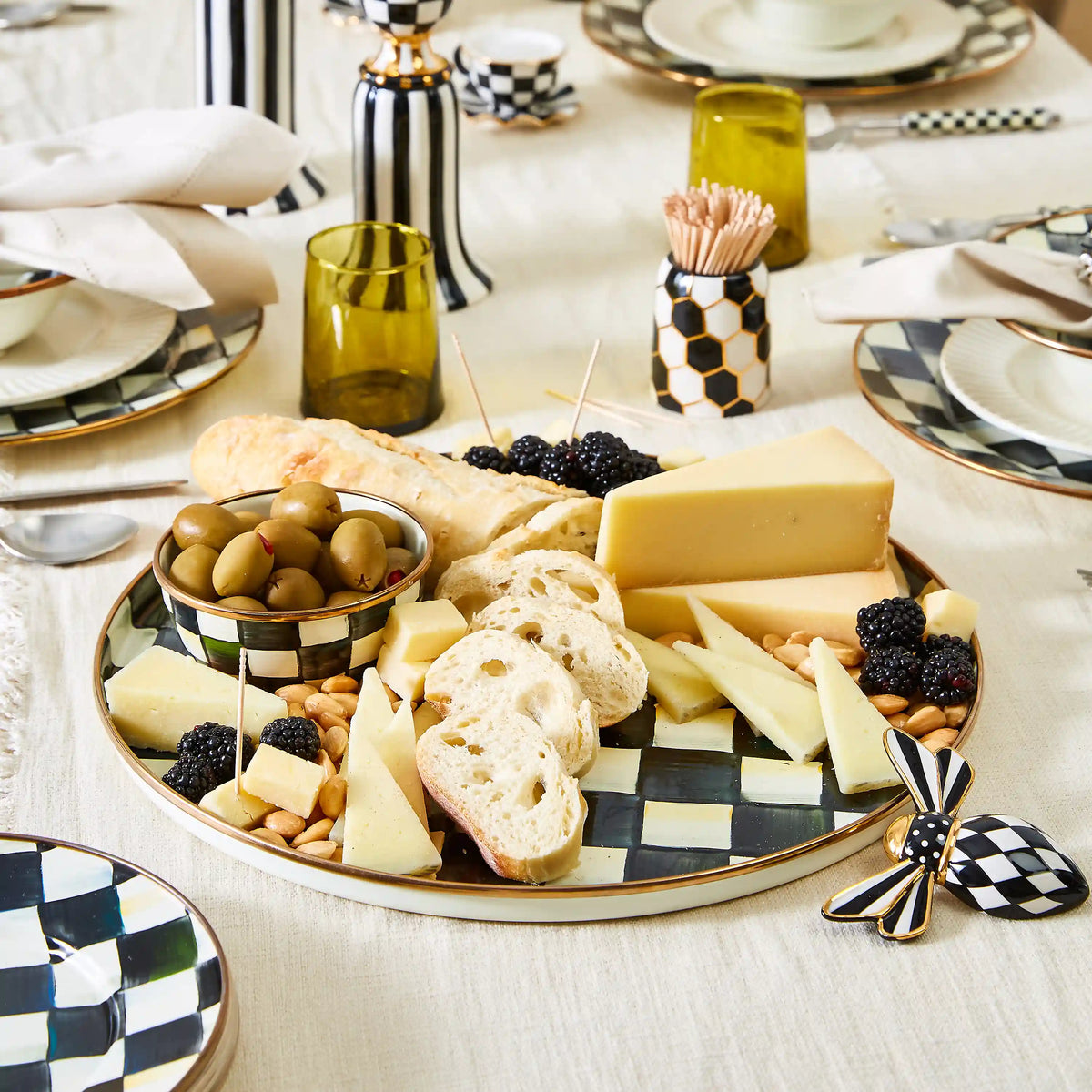 Mocha Check Round Tray
