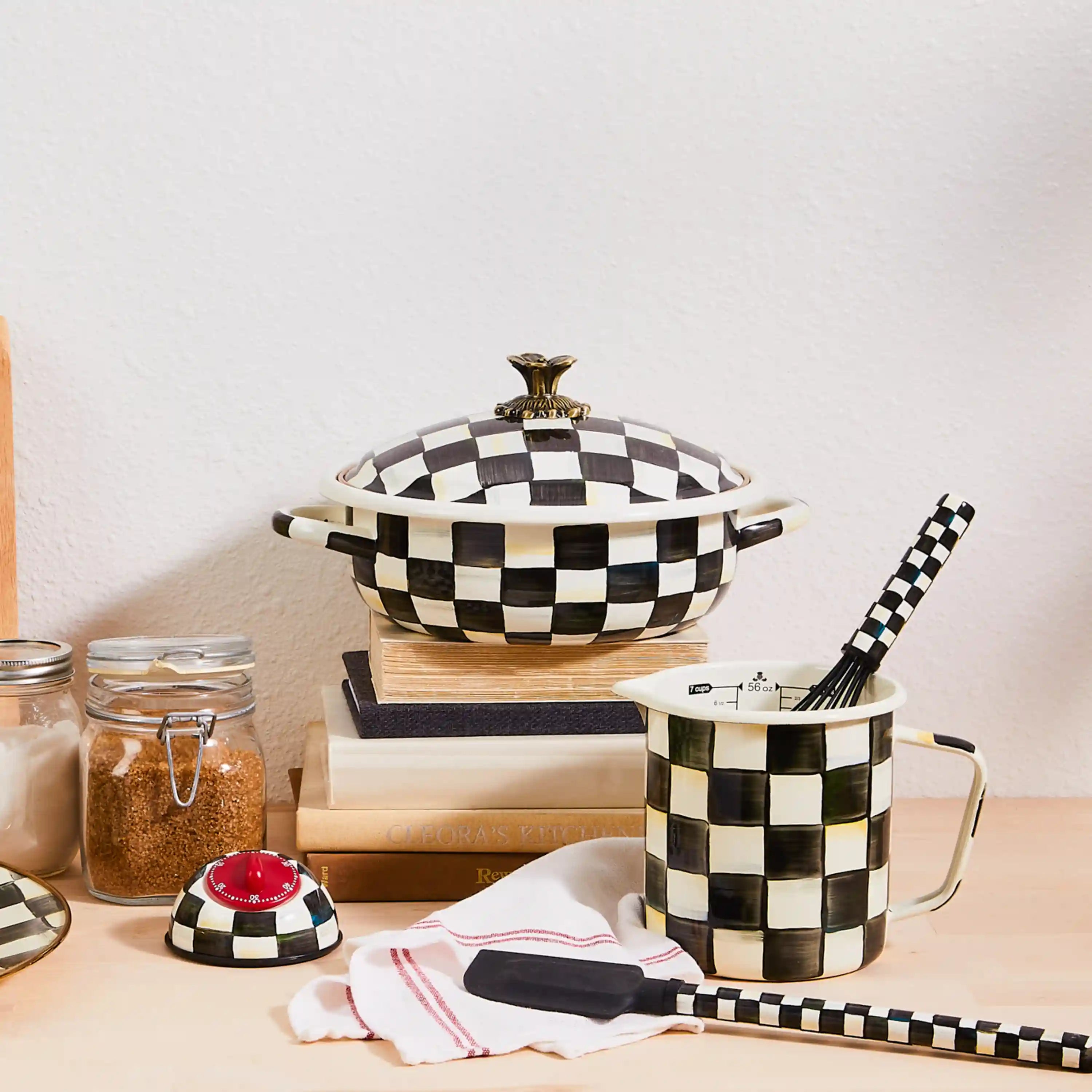 Courtly Check Medium Casserbole