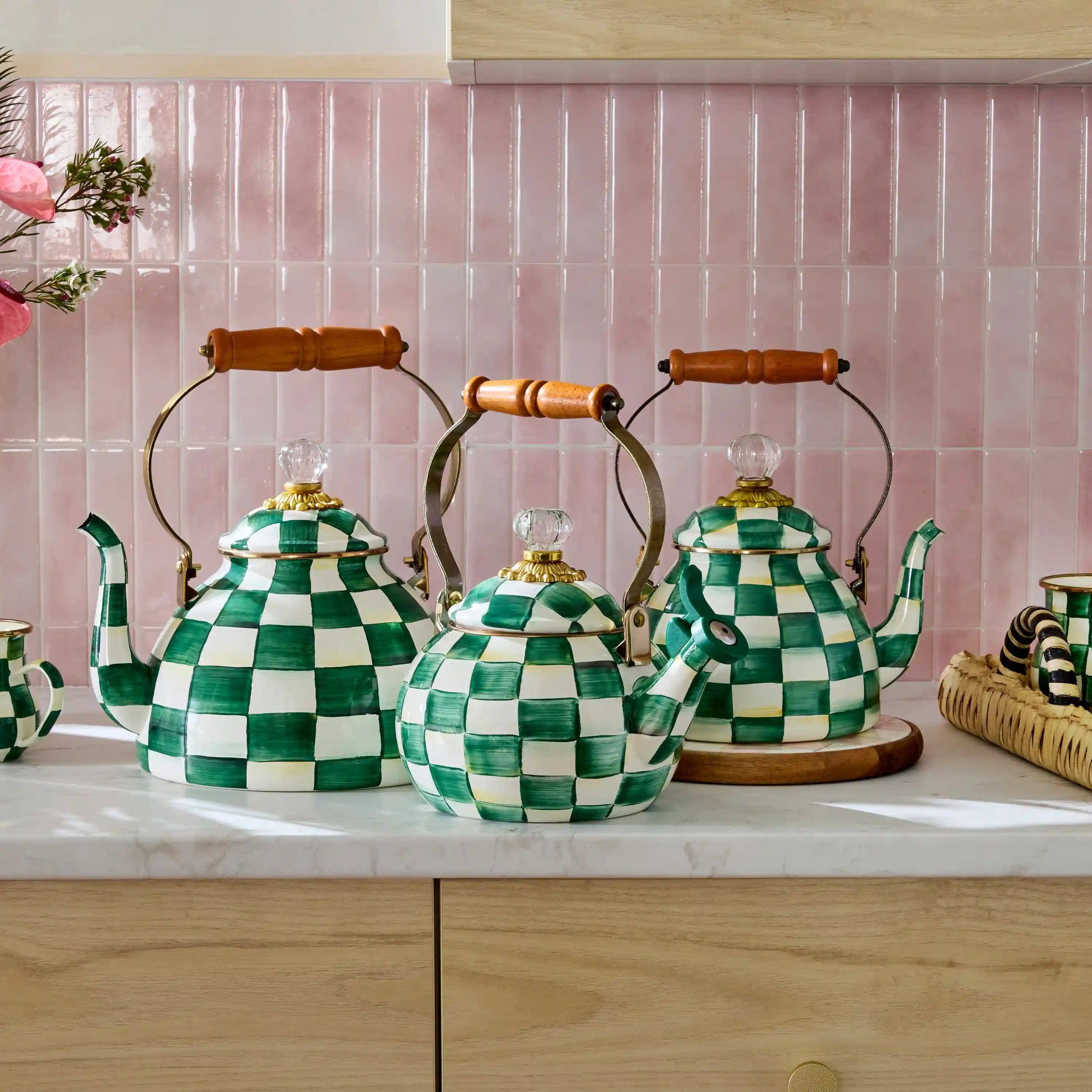 Rosy Check 3 Quart Tea Kettle