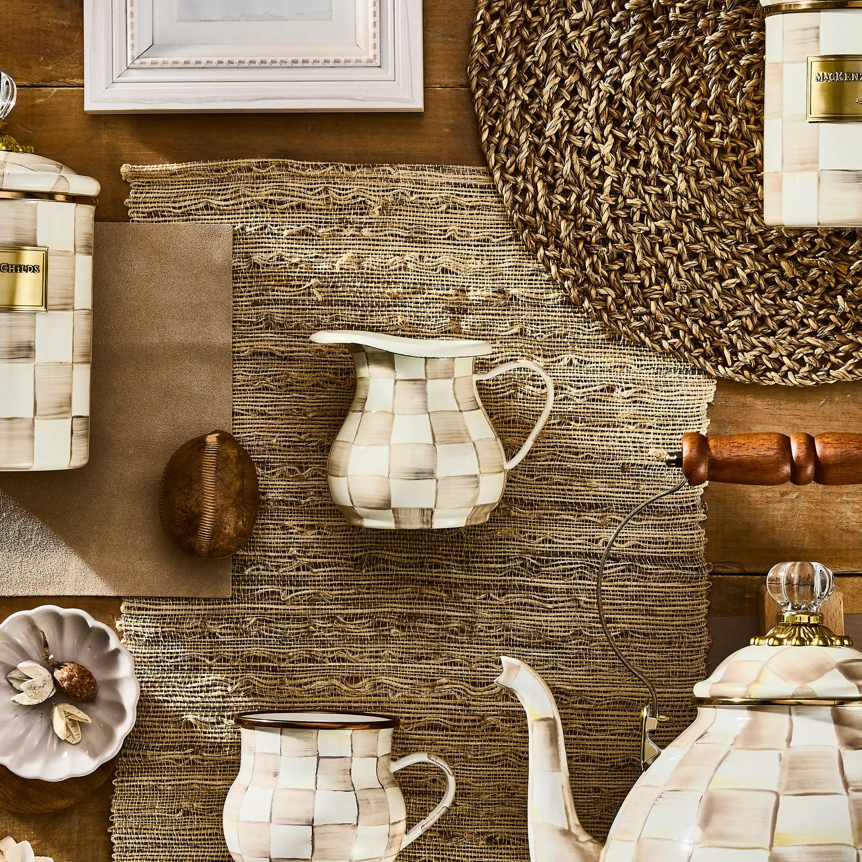 Rosy Check Creamer