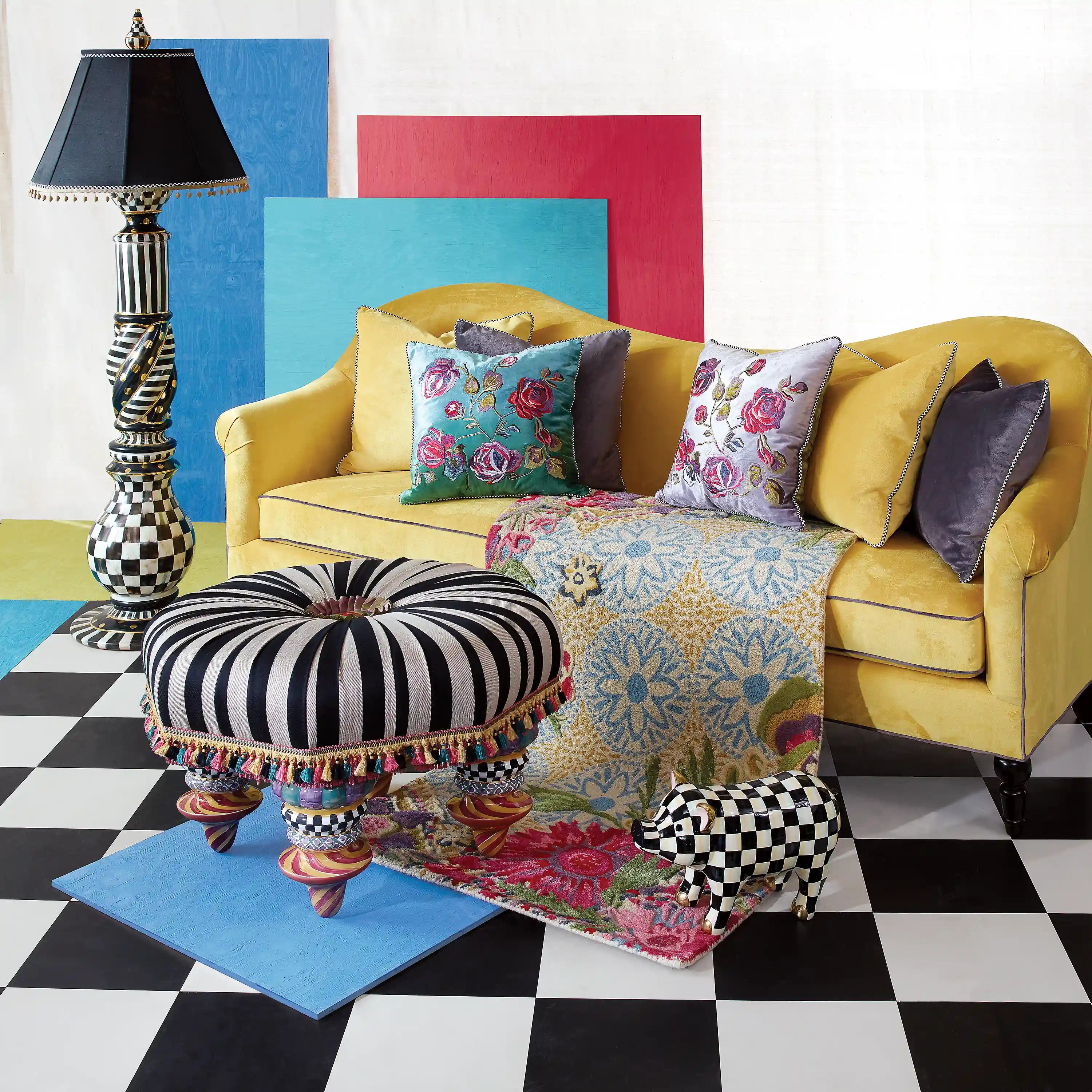 Courtly Check Ceramic Floor Lamp