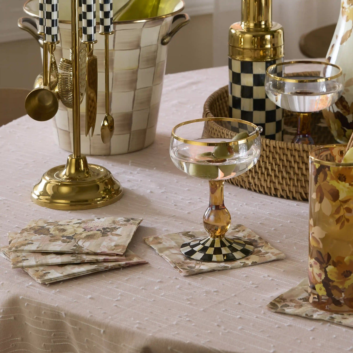 Queen Bee Cocktail Paper Napkins