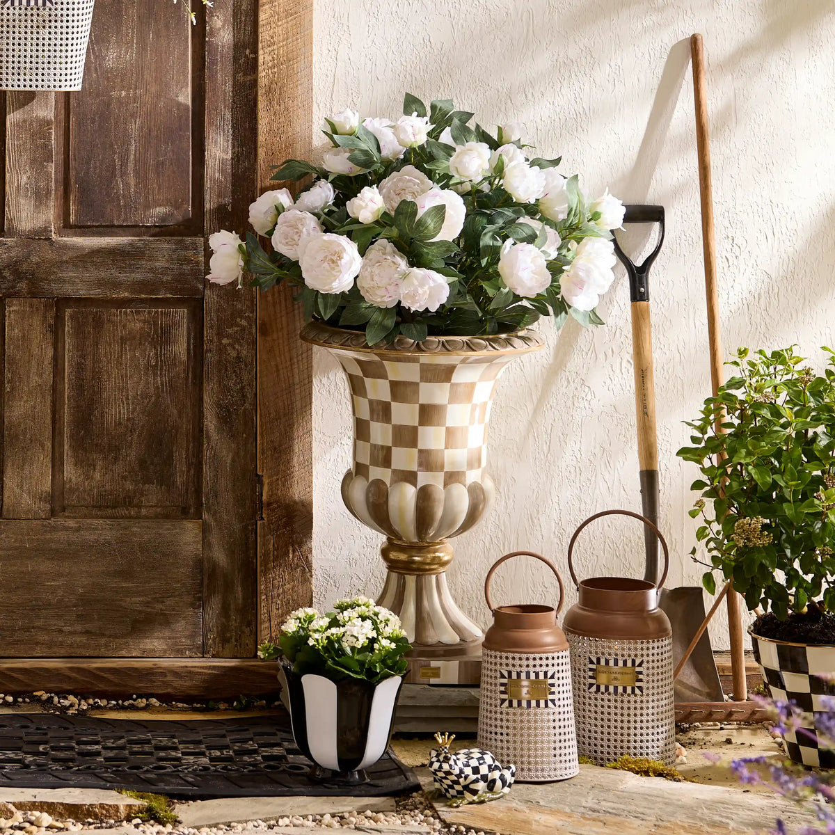 Rosy Check Pedestal Urn