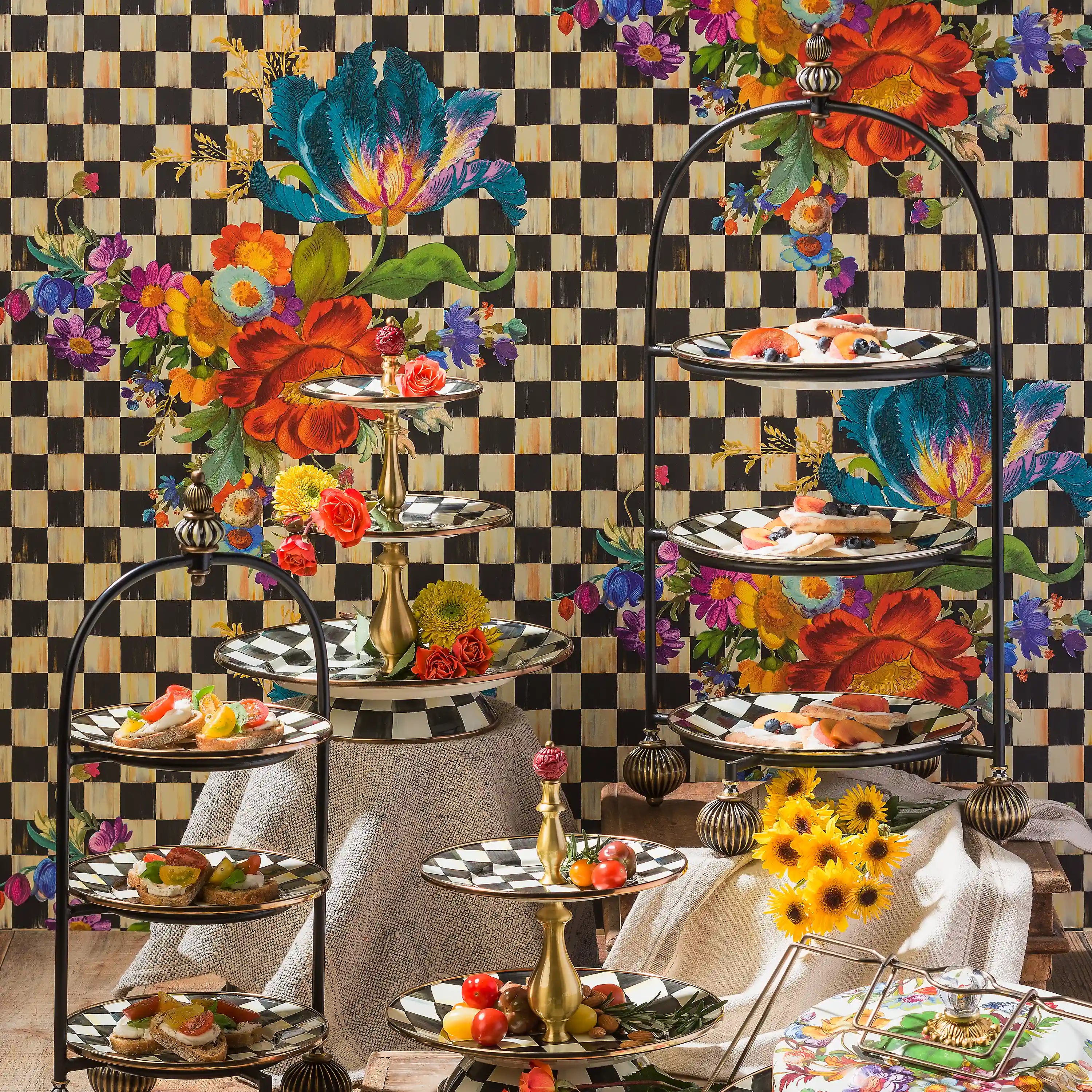 Mocha Check Three Tier Sweet Stand