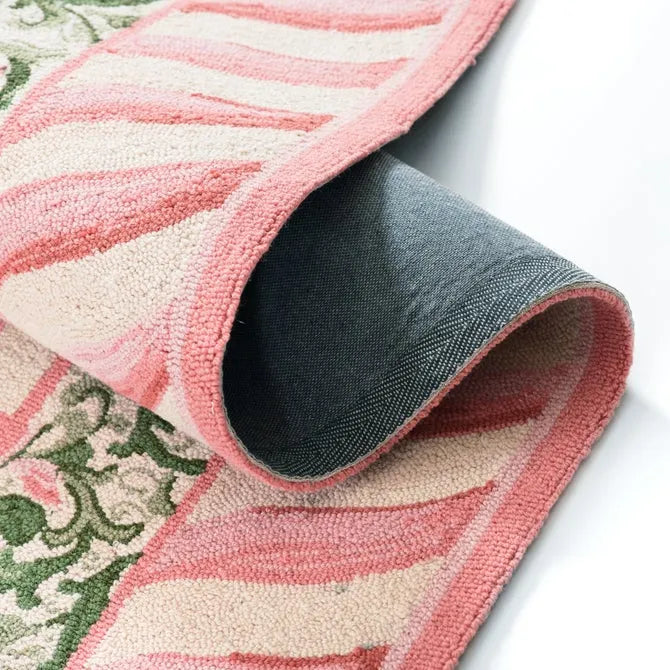 Rosy Check 2'6" x 8' Rug