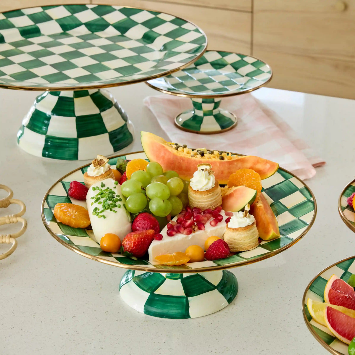 Courtly Check Large Pedestal Platter