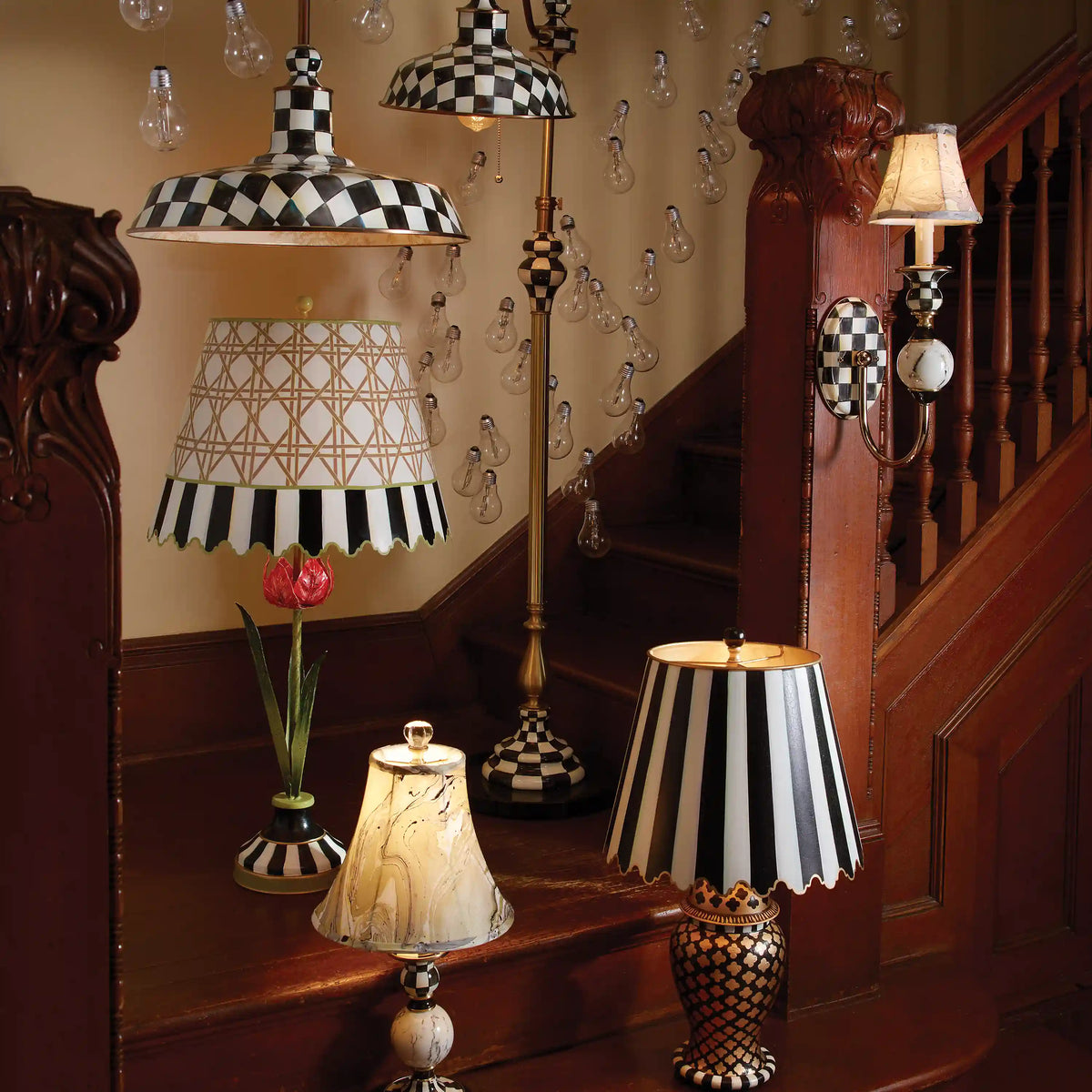 Courtly Farmhouse Floor Lamp