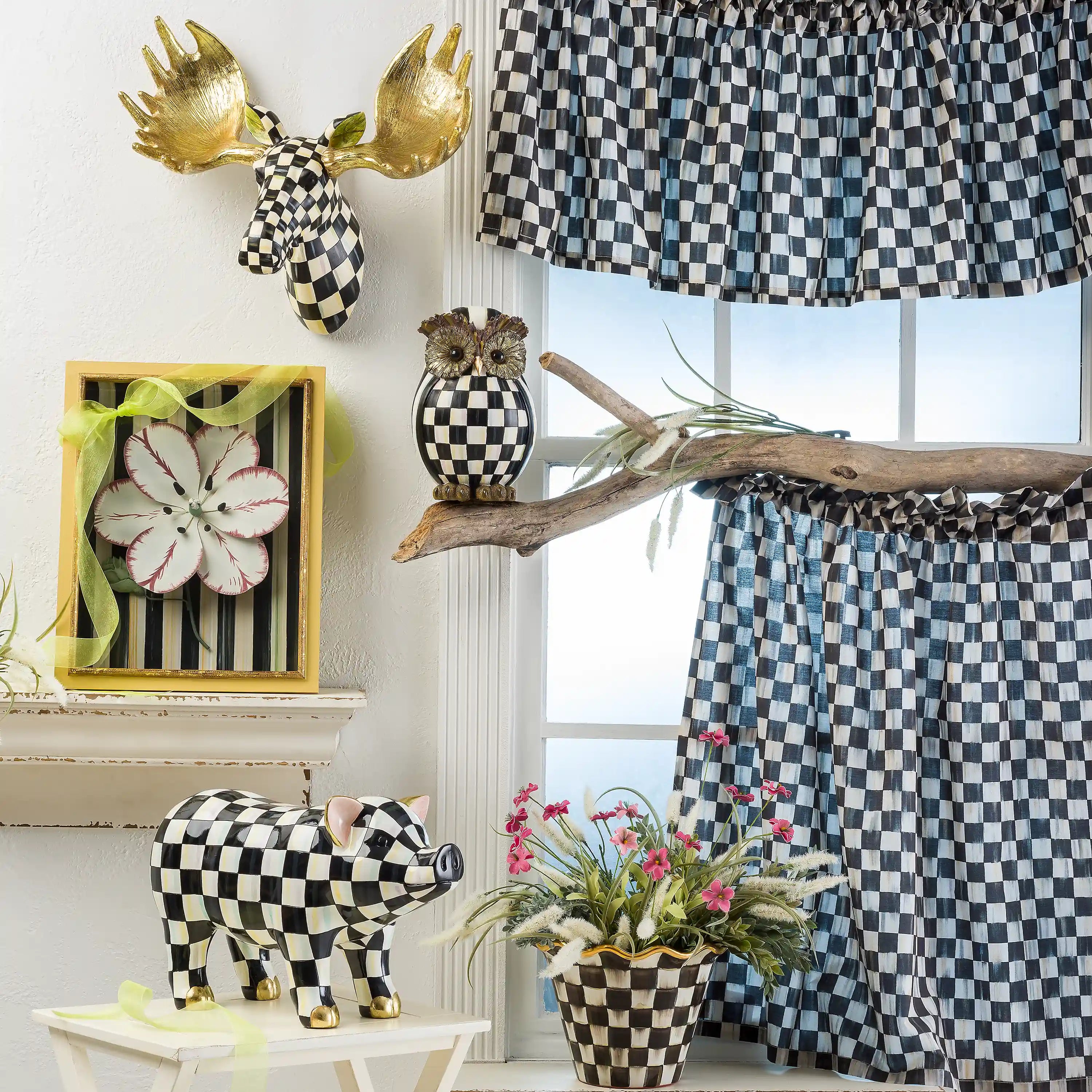 Rosy Check Moose Wall Decor