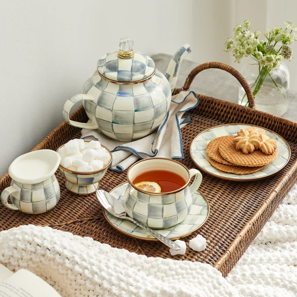 Rosy Check Saucer