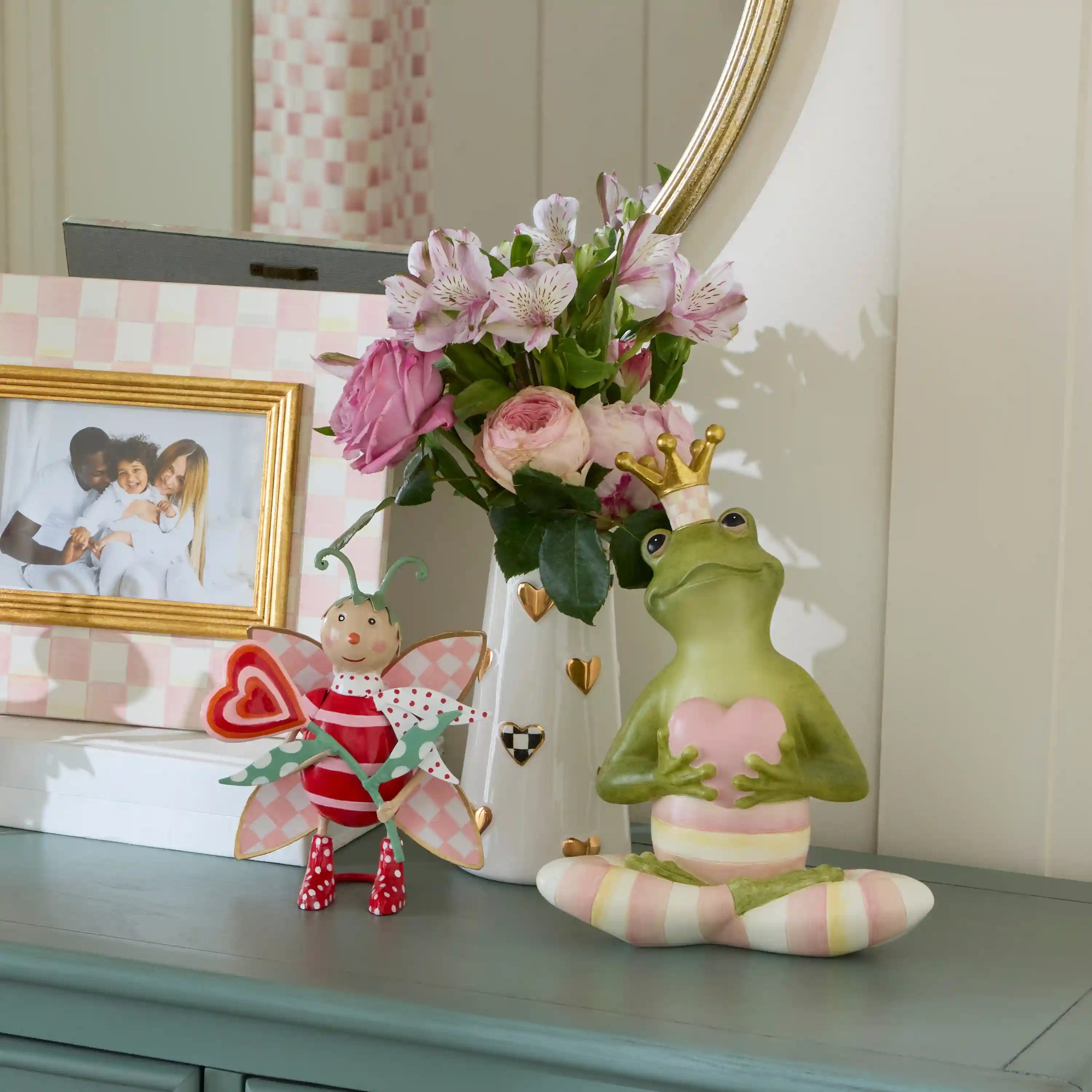 Rosy Check Heart Bud Vase