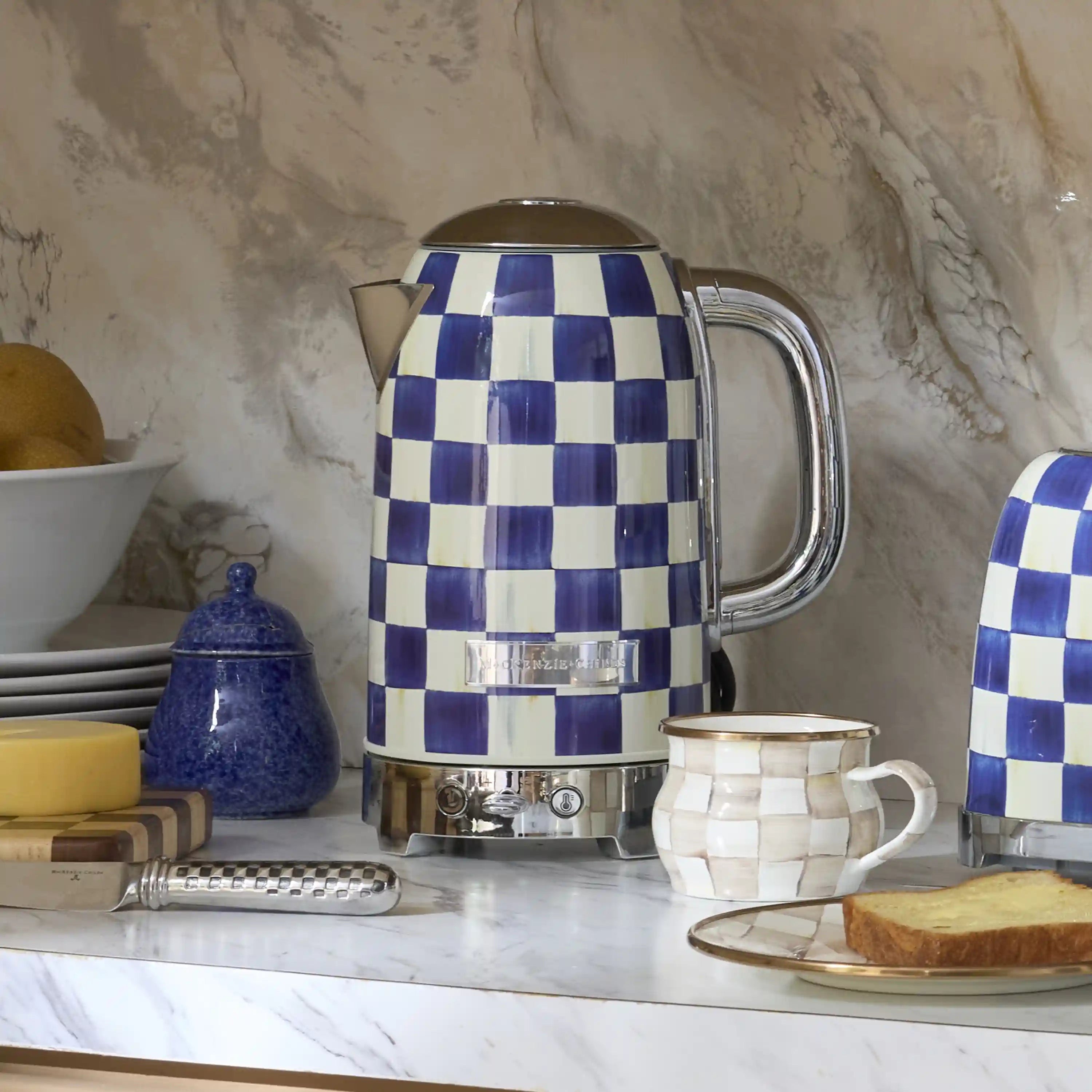 Courtly Check Electric Kettle