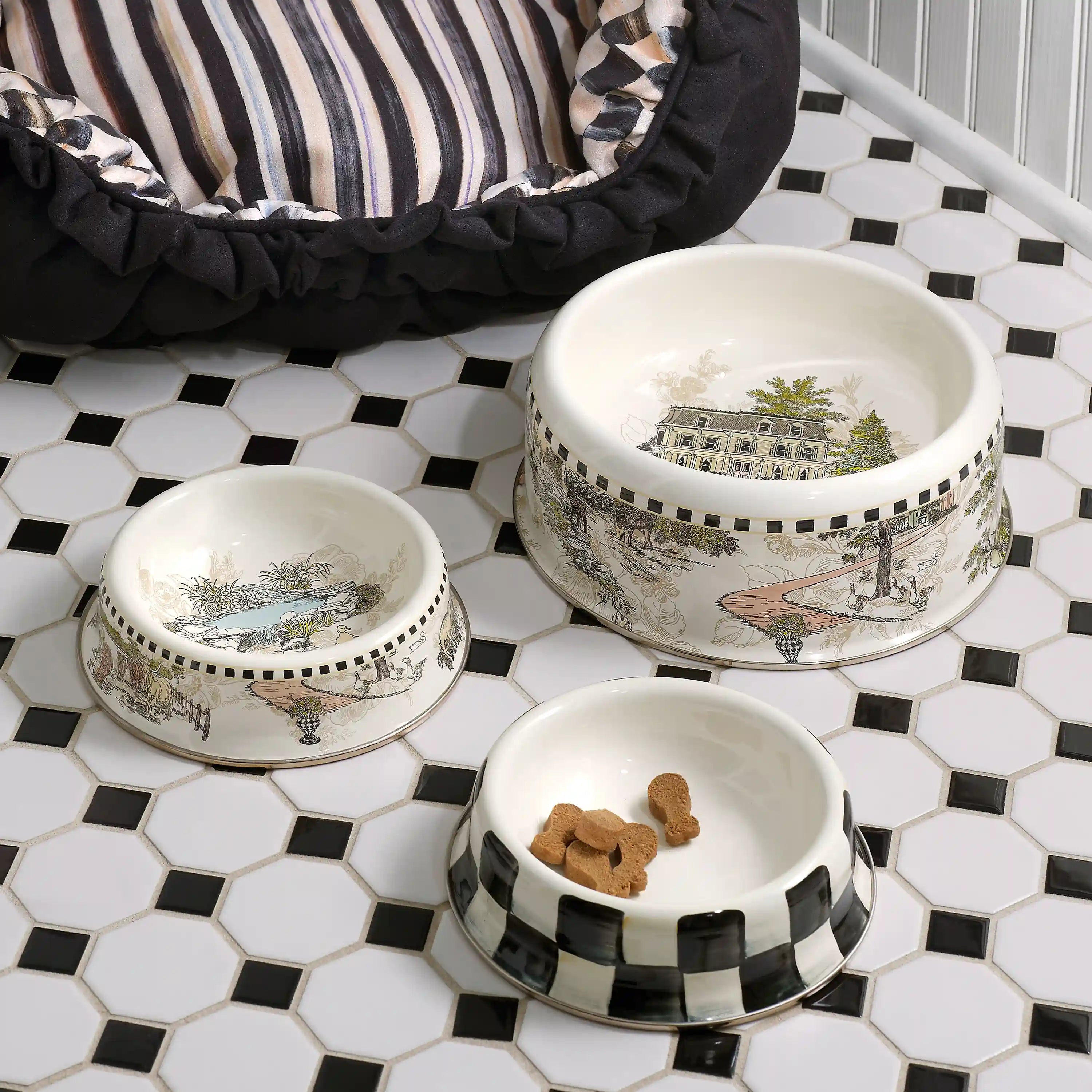 Courtly Check Large Pet Dish