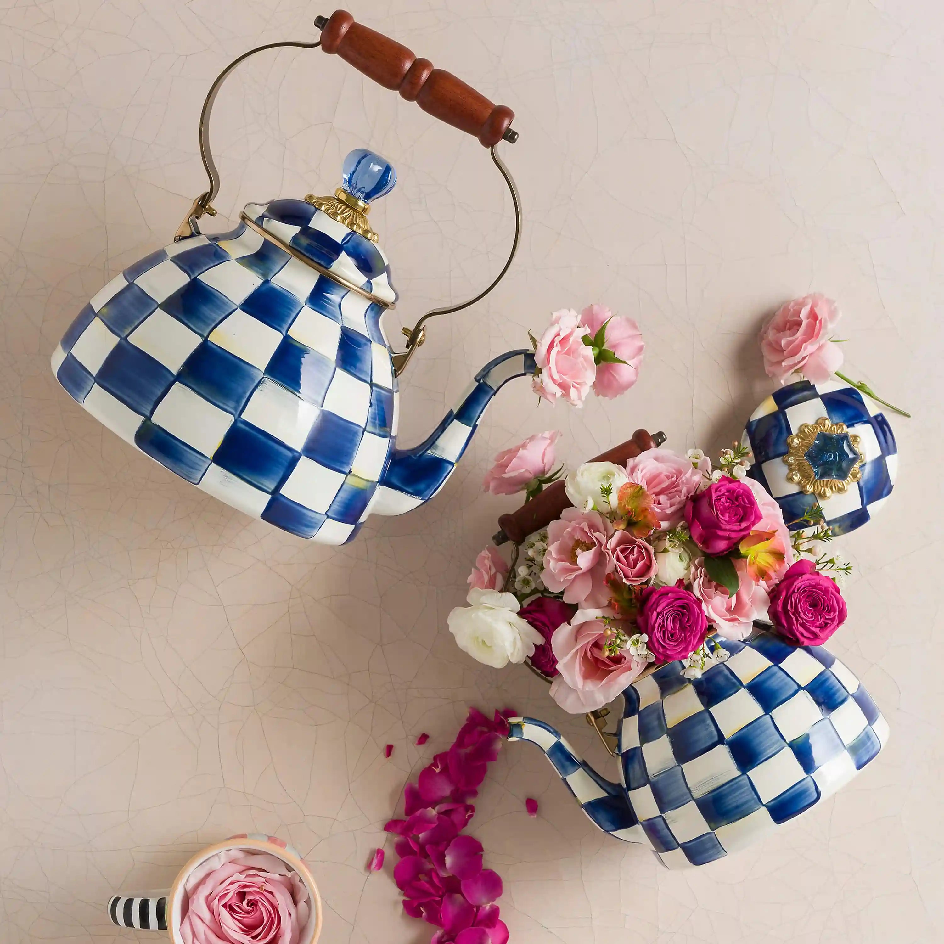 Royal Check 2 Quart Tea Kettle