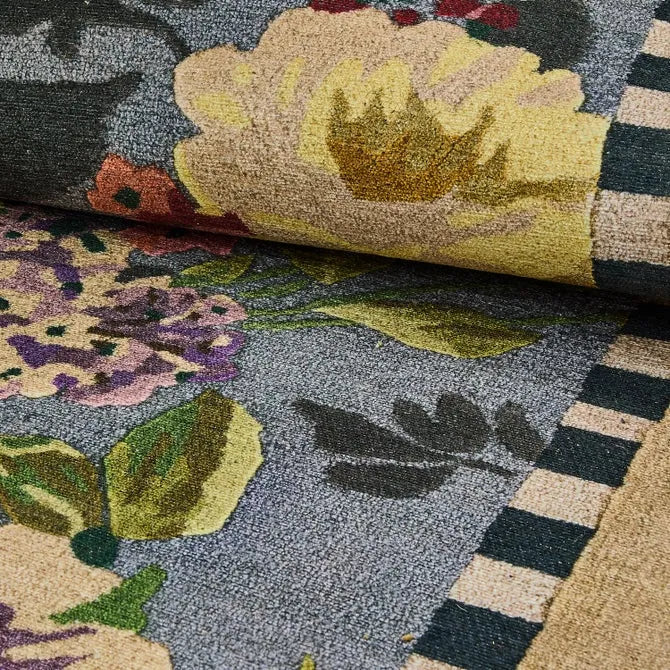 Tudor Rose 3' x 5' Washable Rug