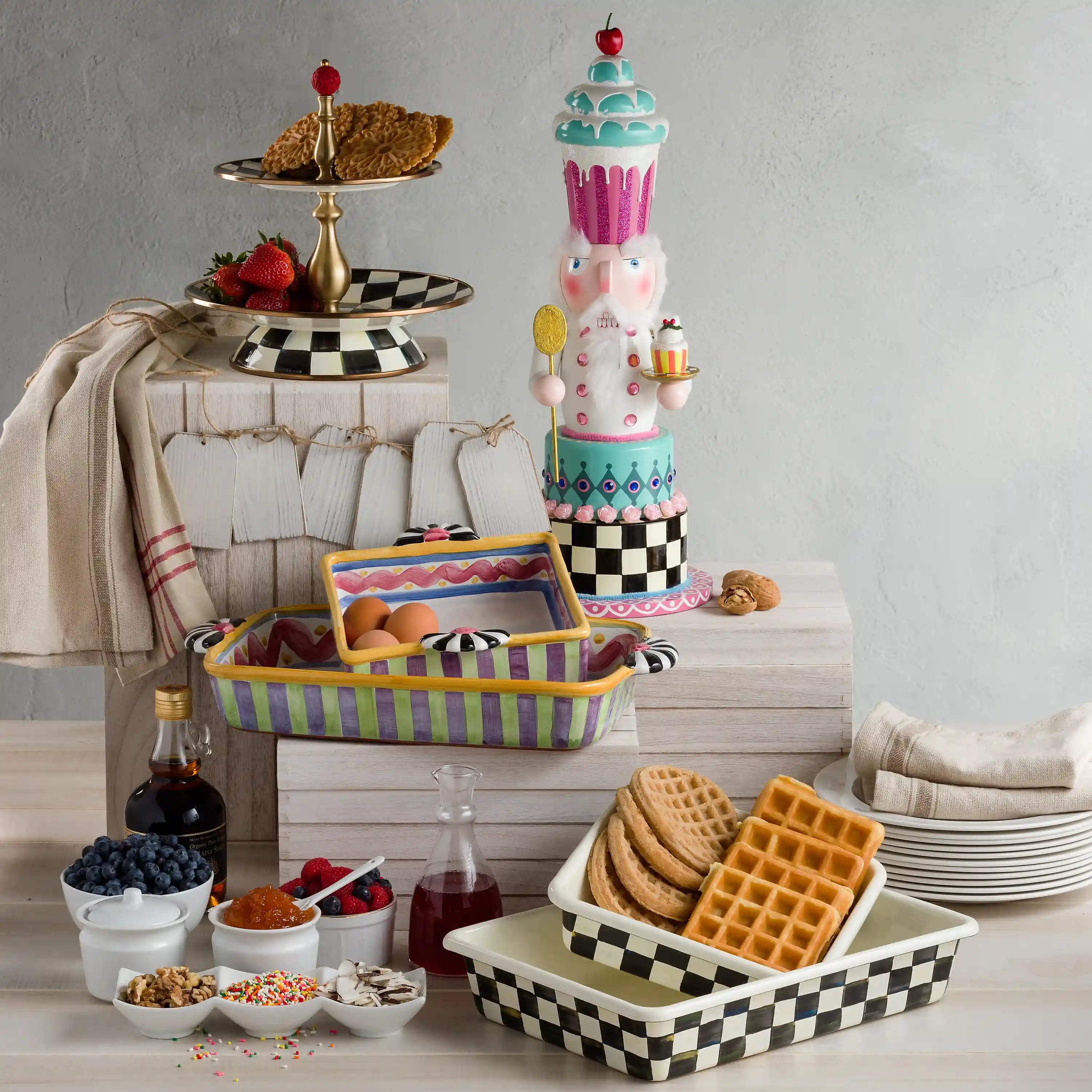 Mocha Check Three Tier Sweet Stand