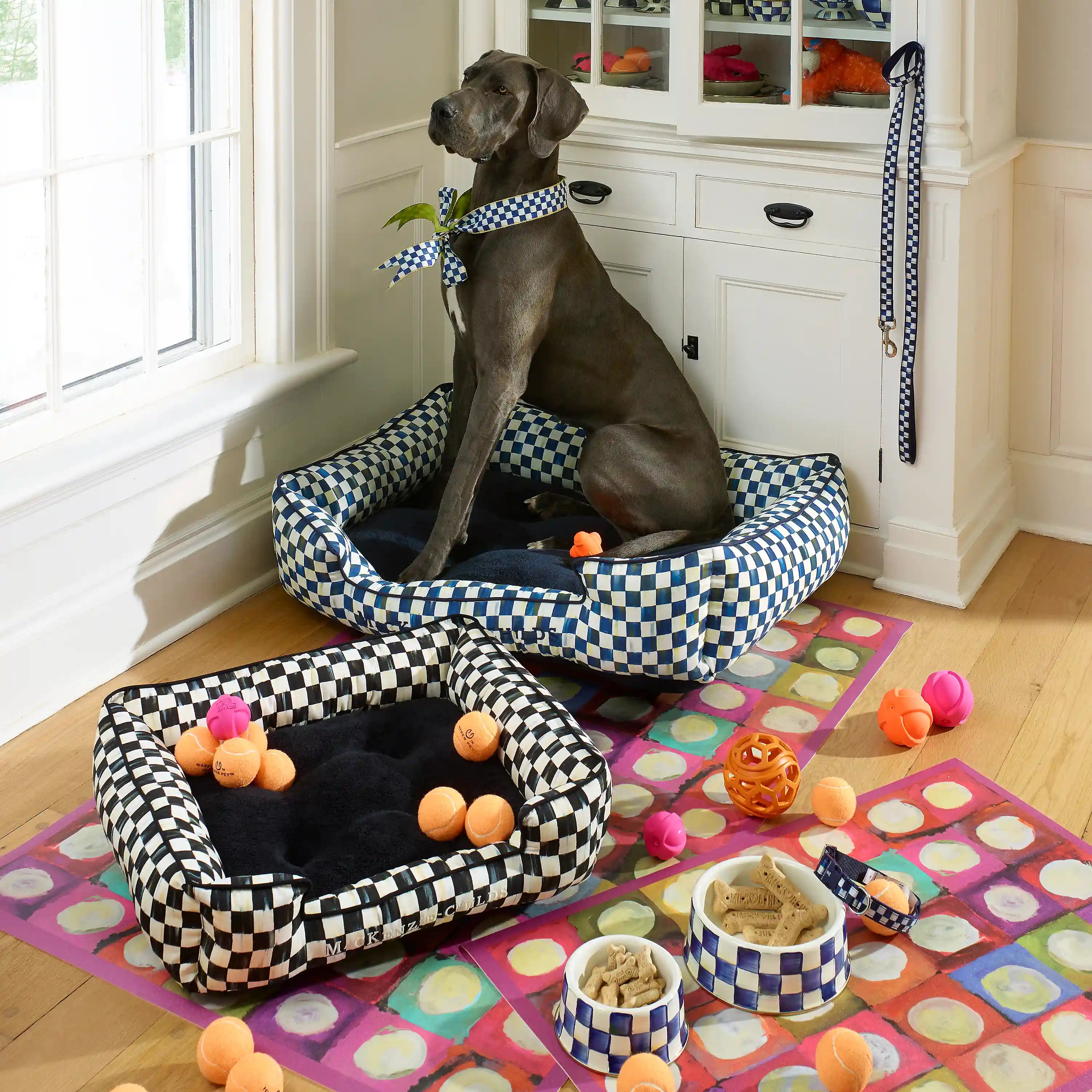 Rosy Check Small Pet Dish