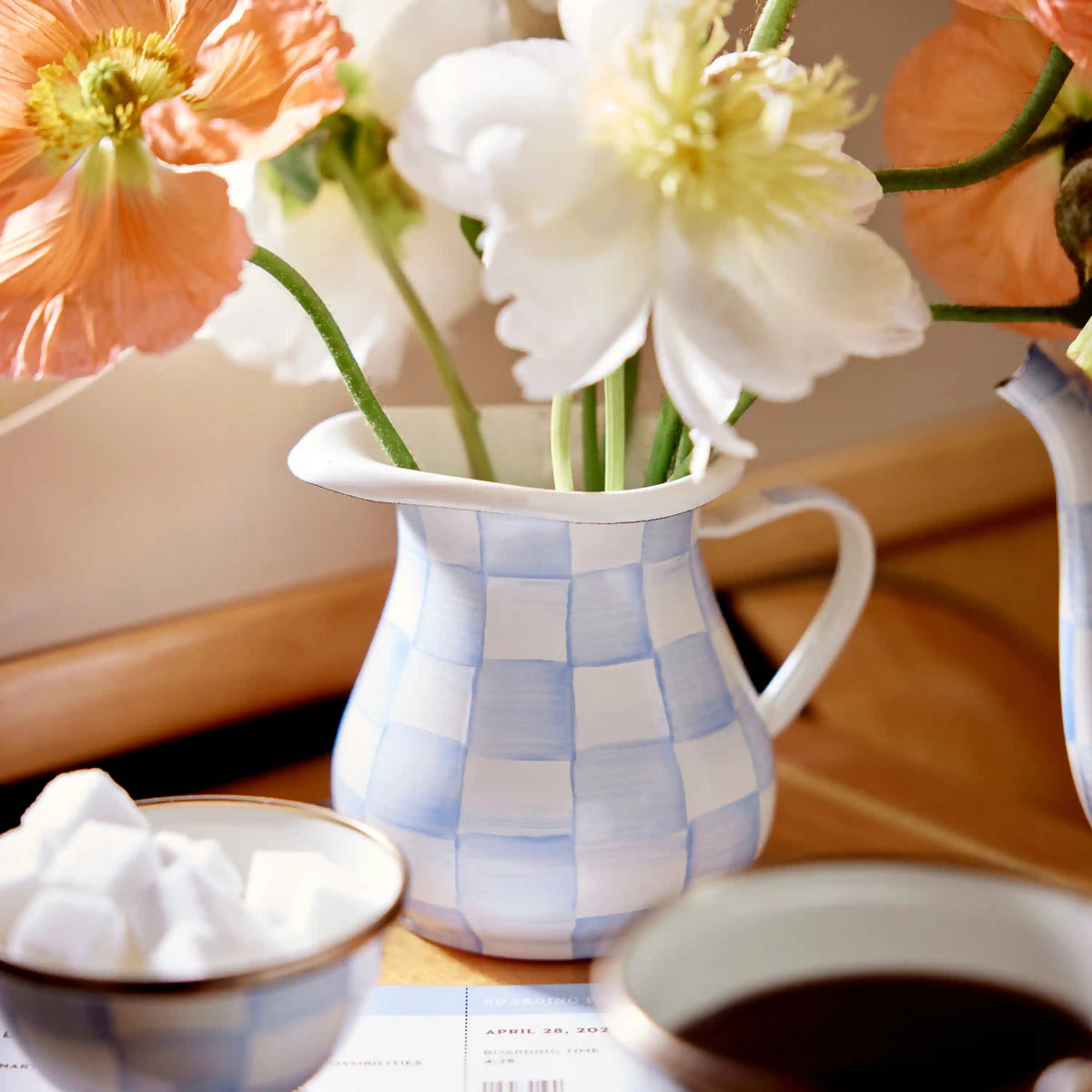 Mocha Check Creamer