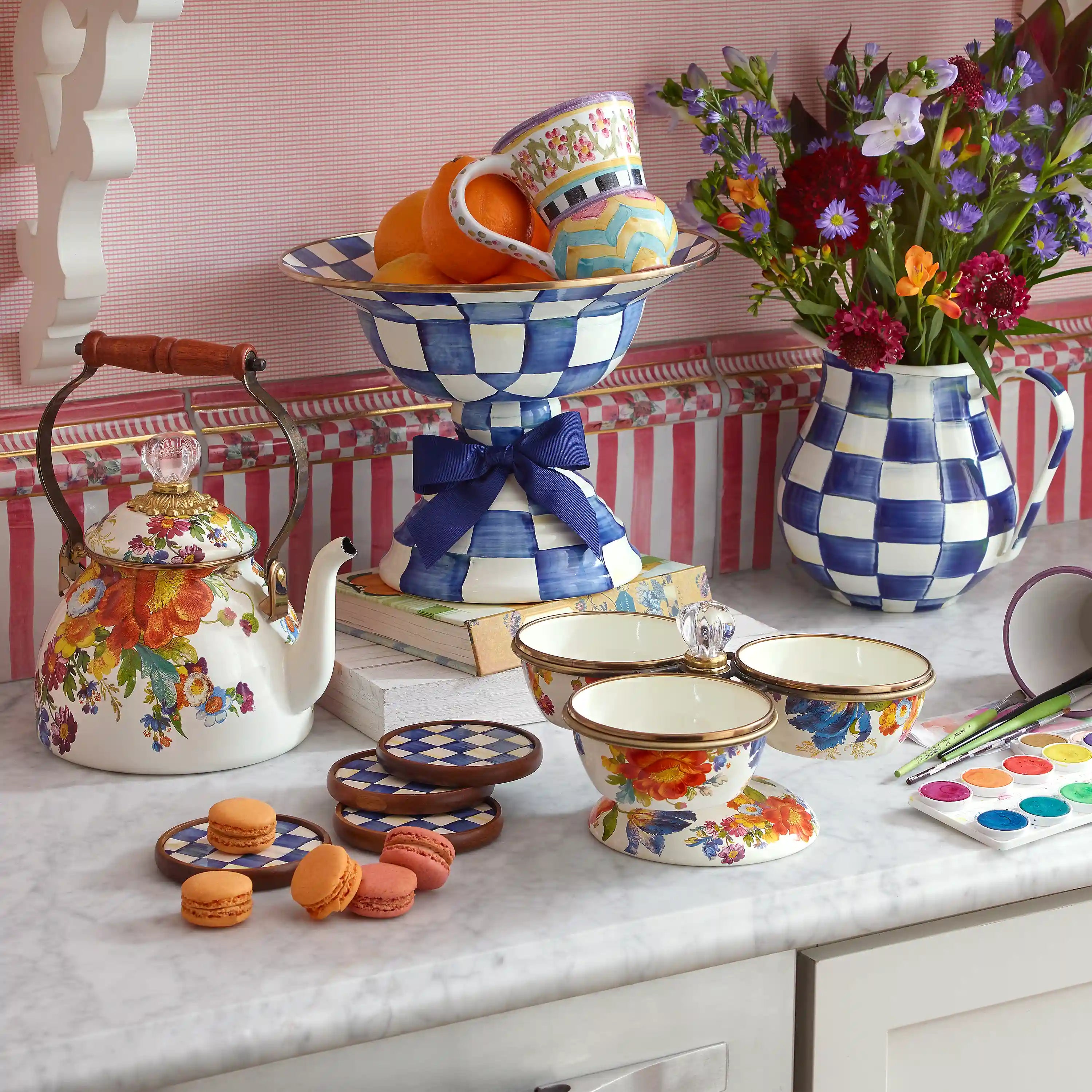 Royal English Garden 2 Quart Tea Kettle