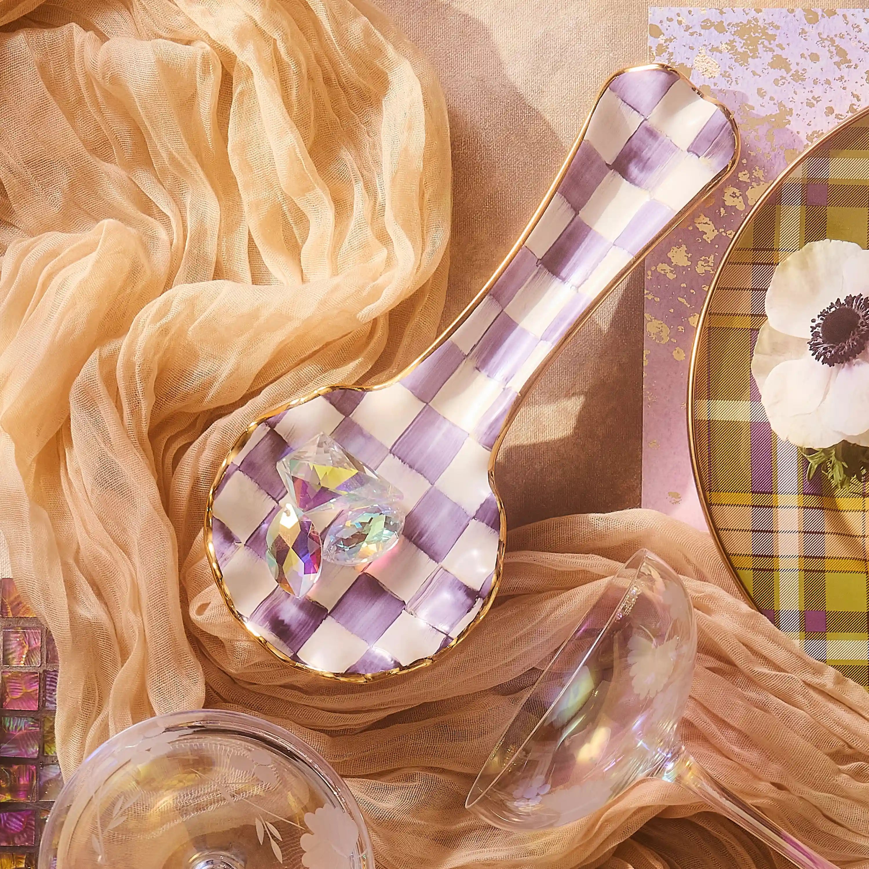 Rosy Check Ceramic Spoon Rest