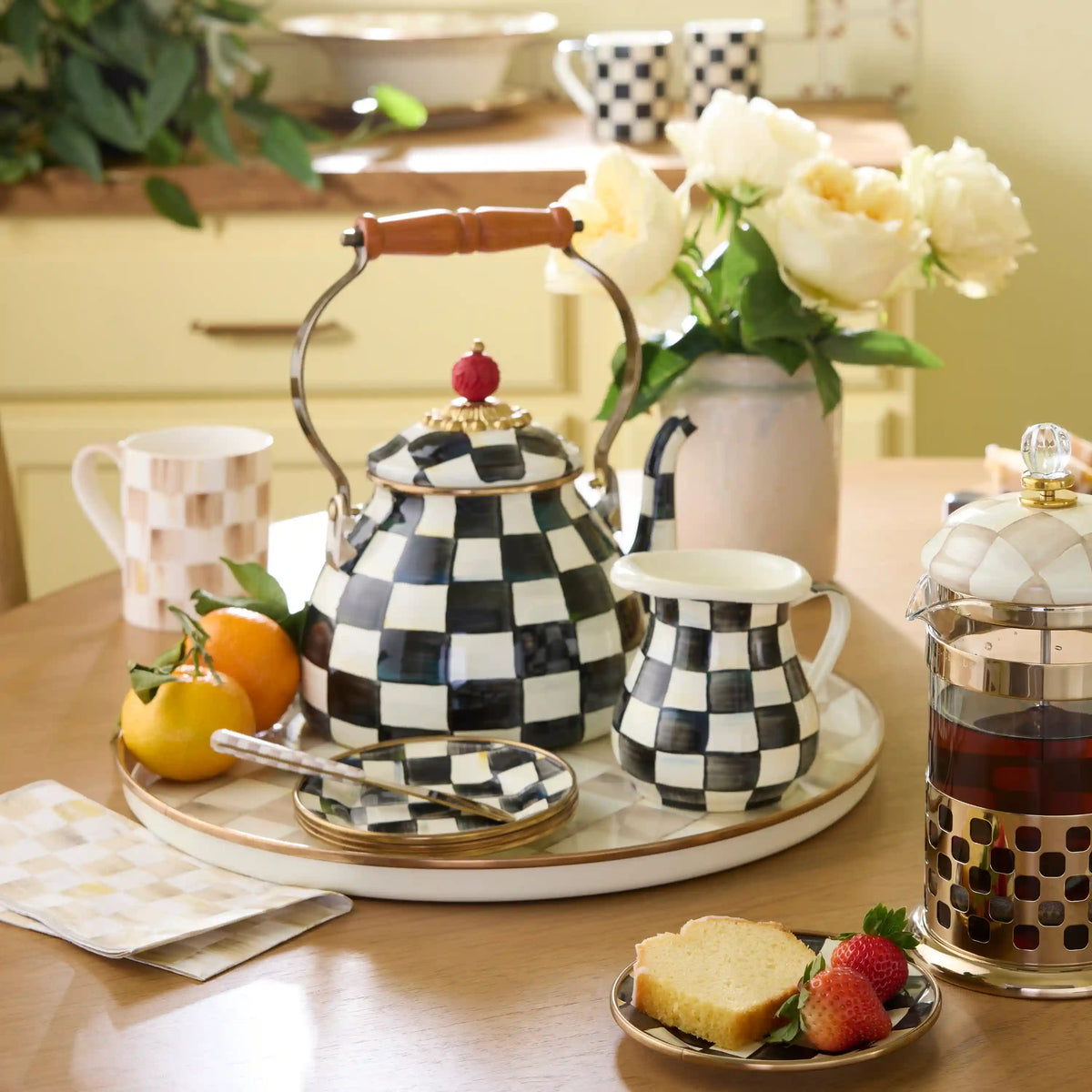 Courtly Check Round Tray