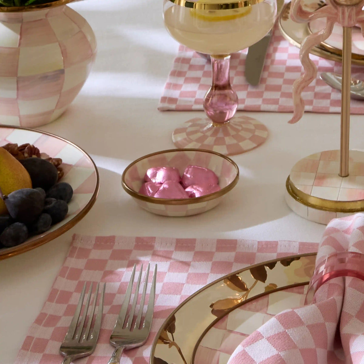 Rosy Check Relish Dish