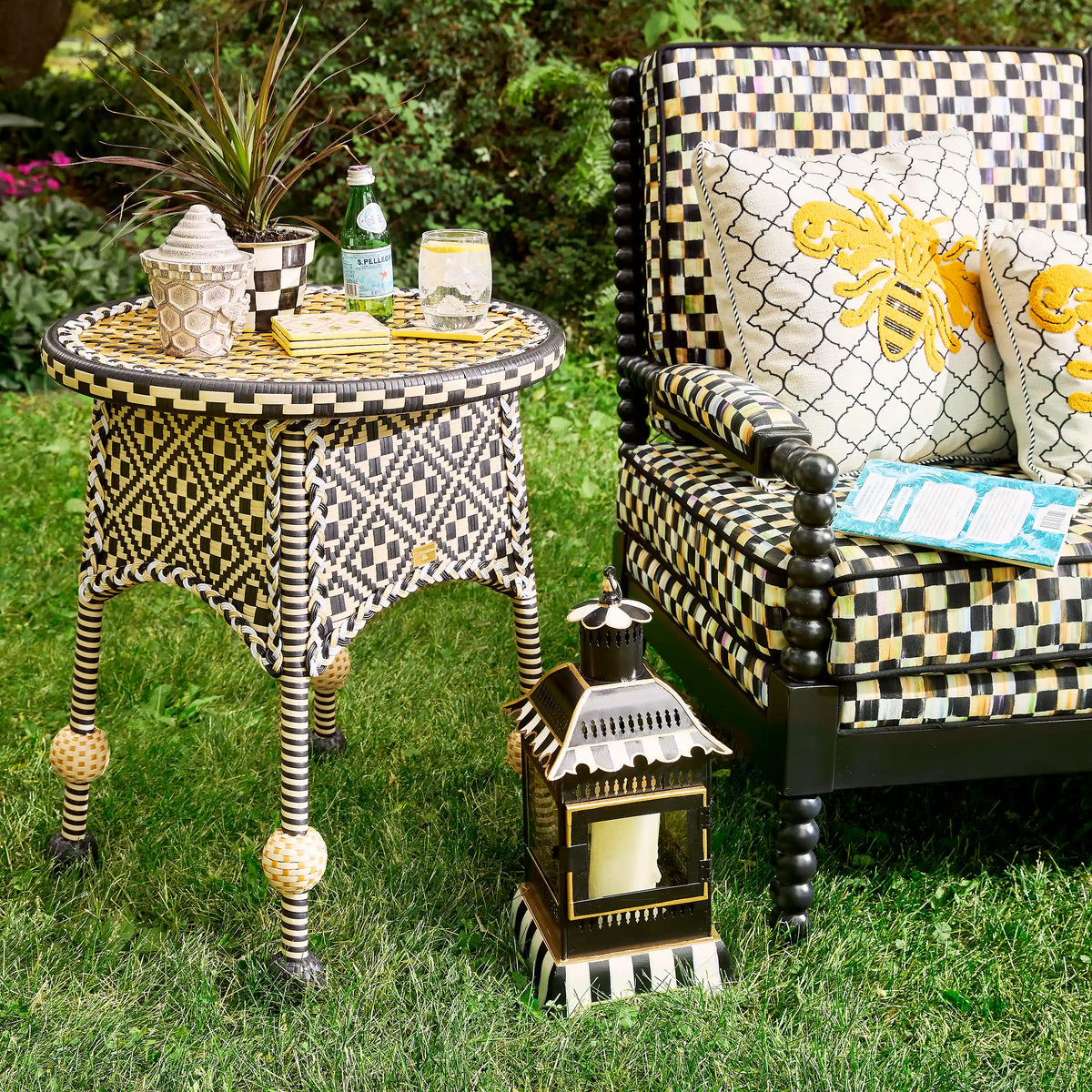 Rosy Check Small Garden Pot
