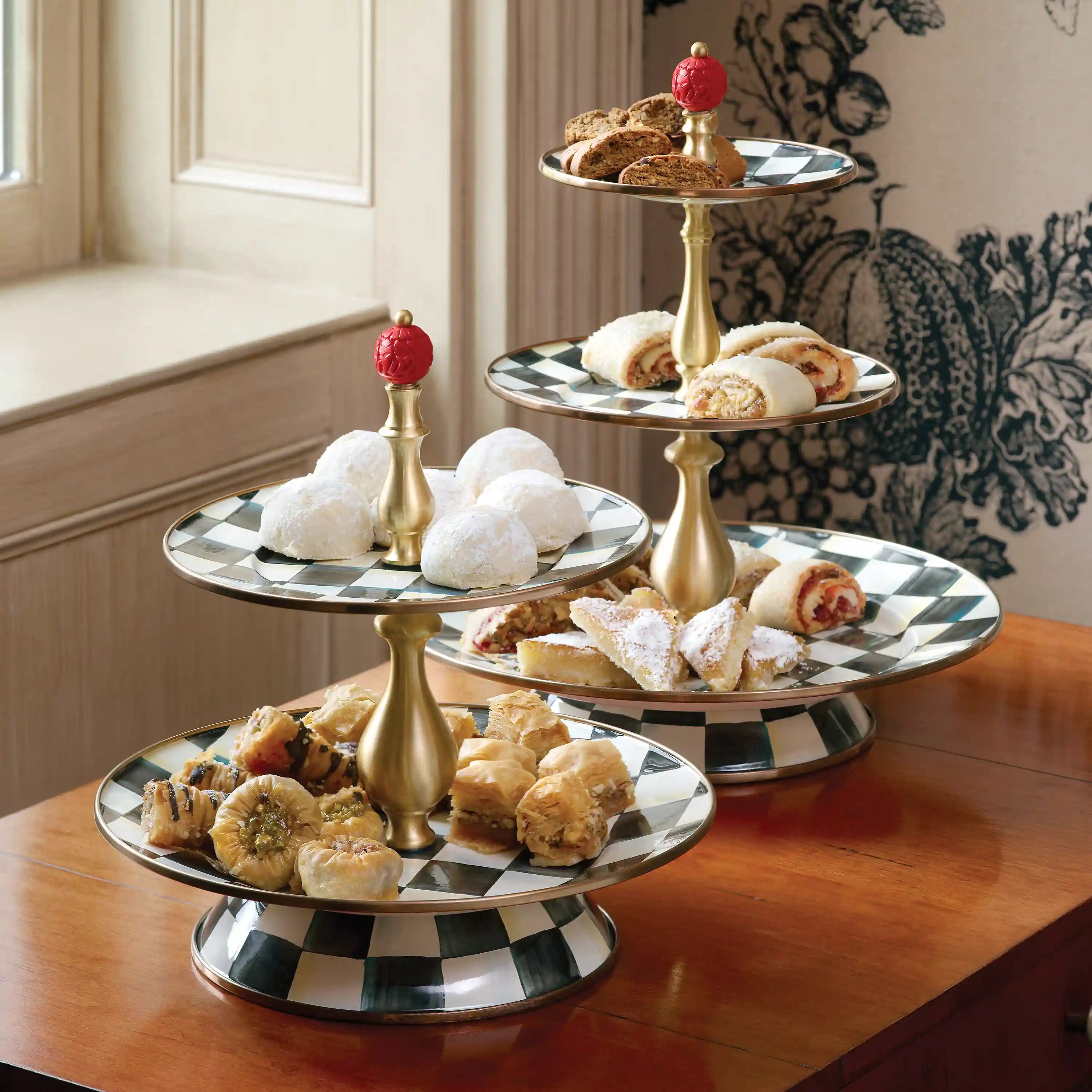 Mocha Check Three Tier Sweet Stand