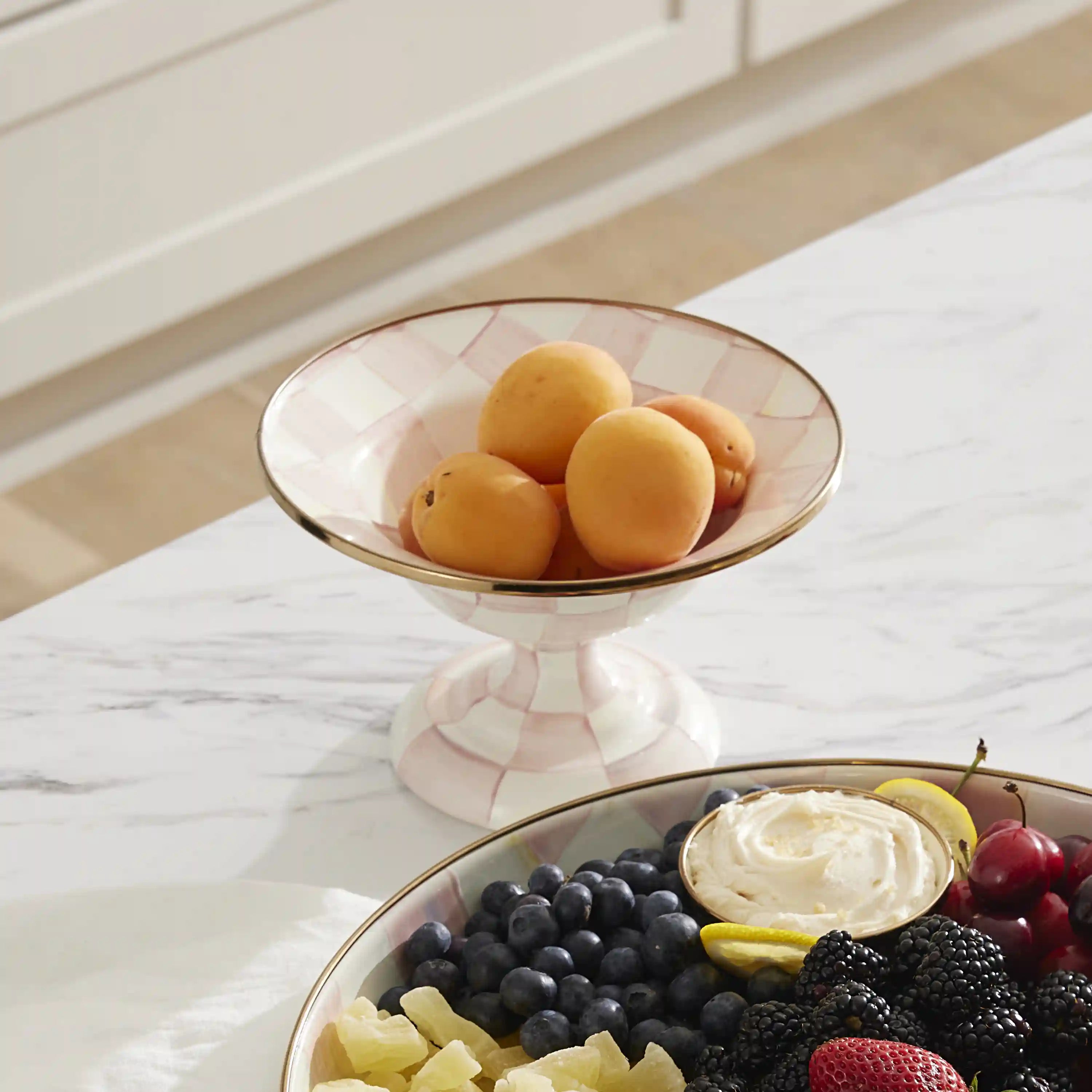 Rosy Check Large Compote