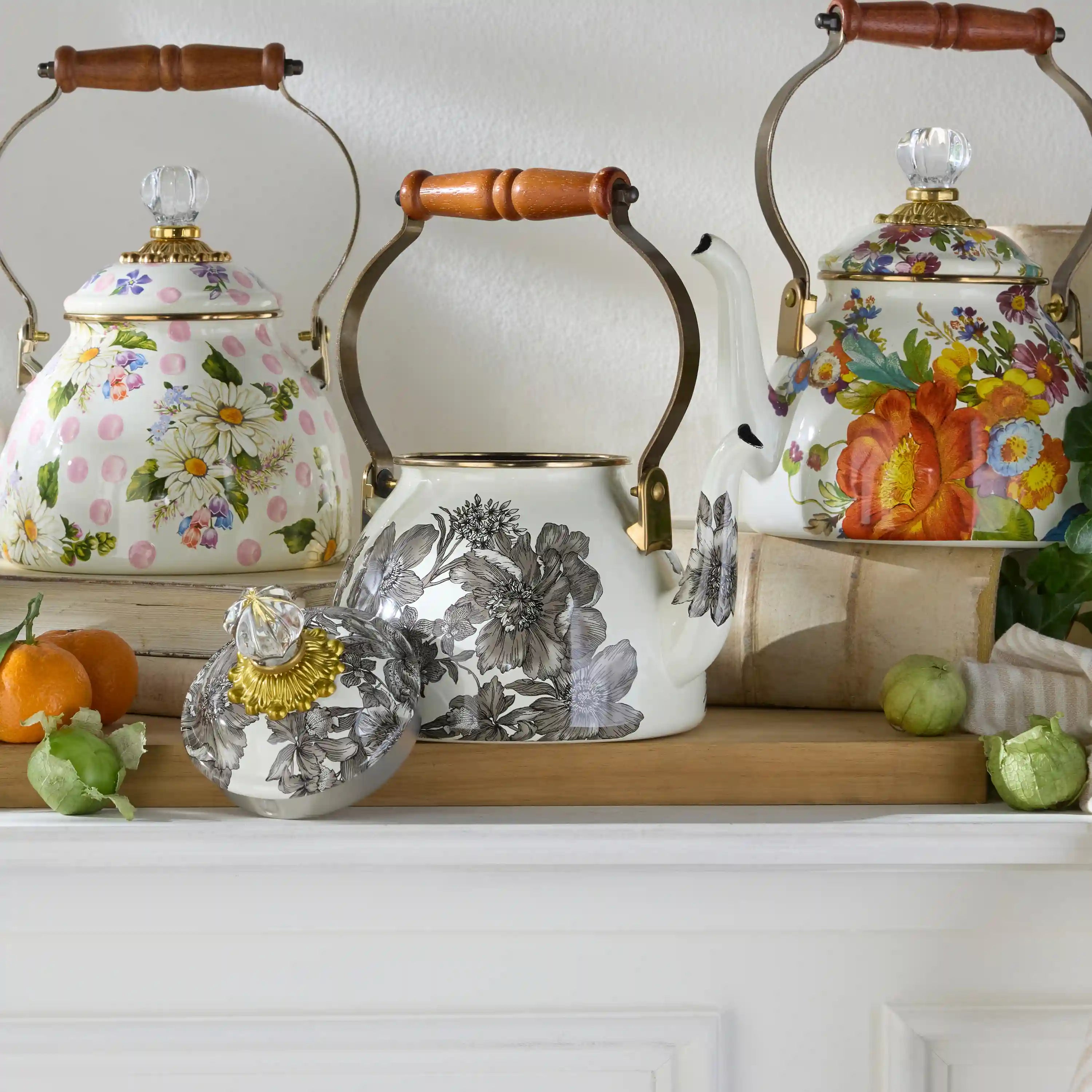 Wild Rose Brown 2 Quart Tea Kettle