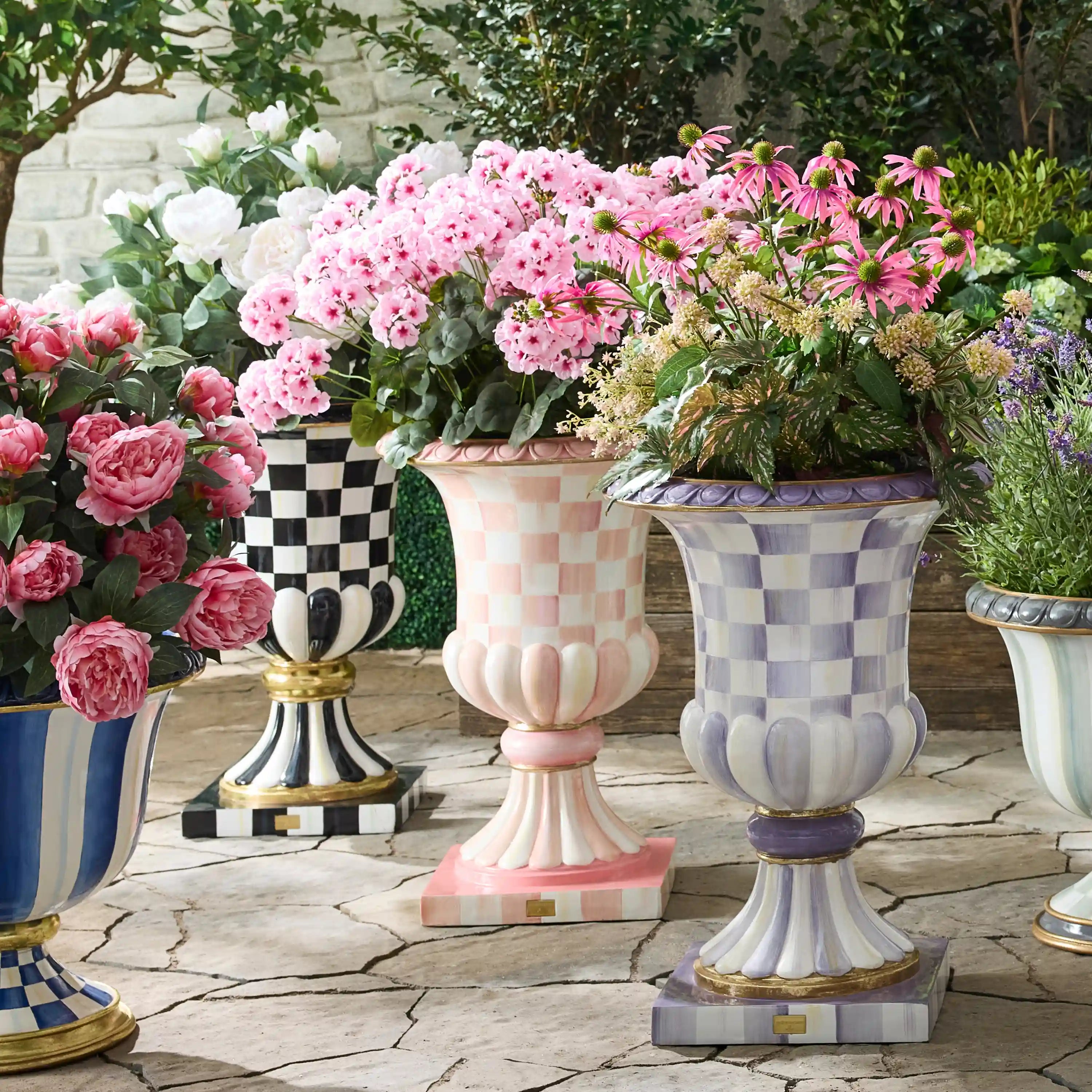Royal Check Pedestal Urn