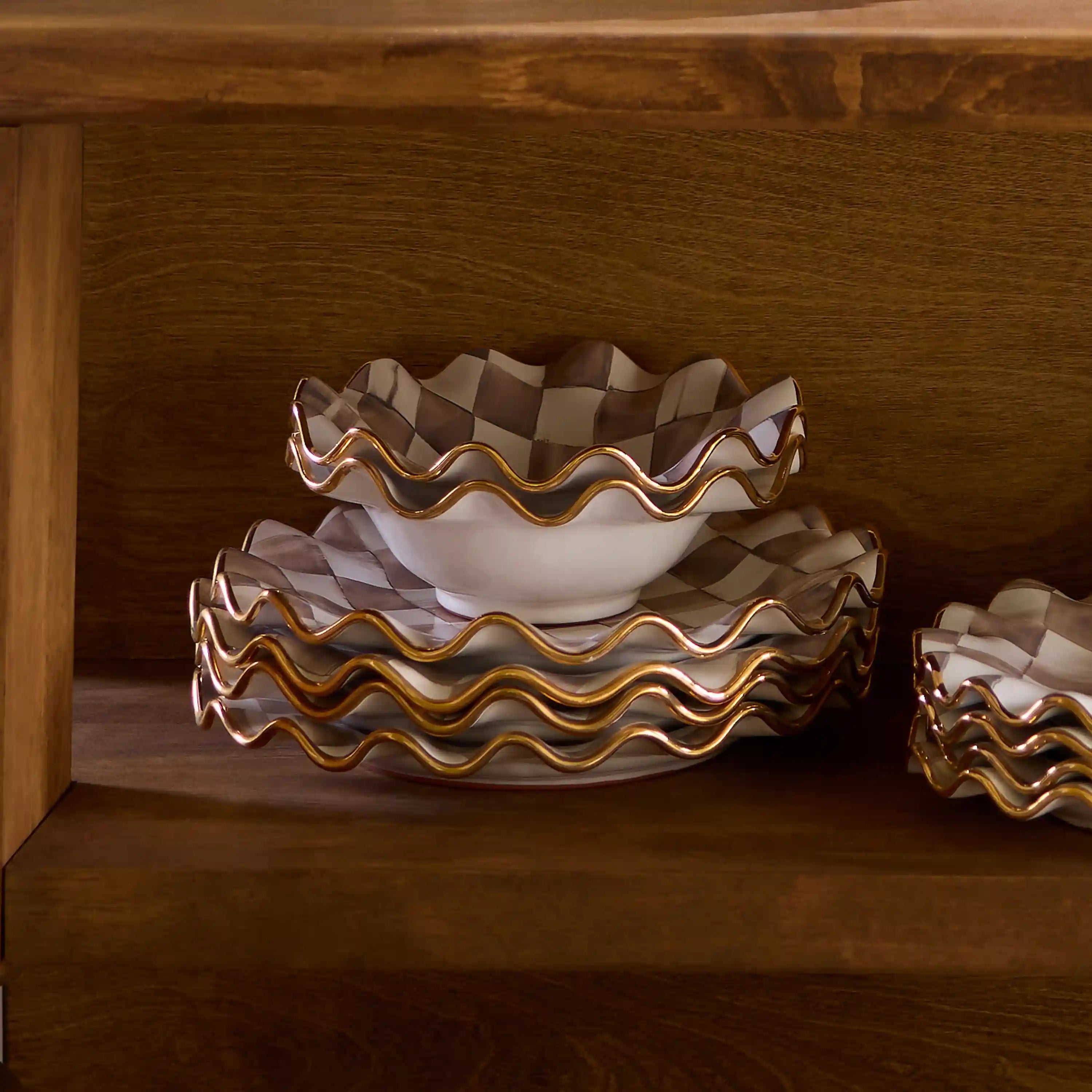 Mocha Check Ceramic Fluted Breakfast Bowl