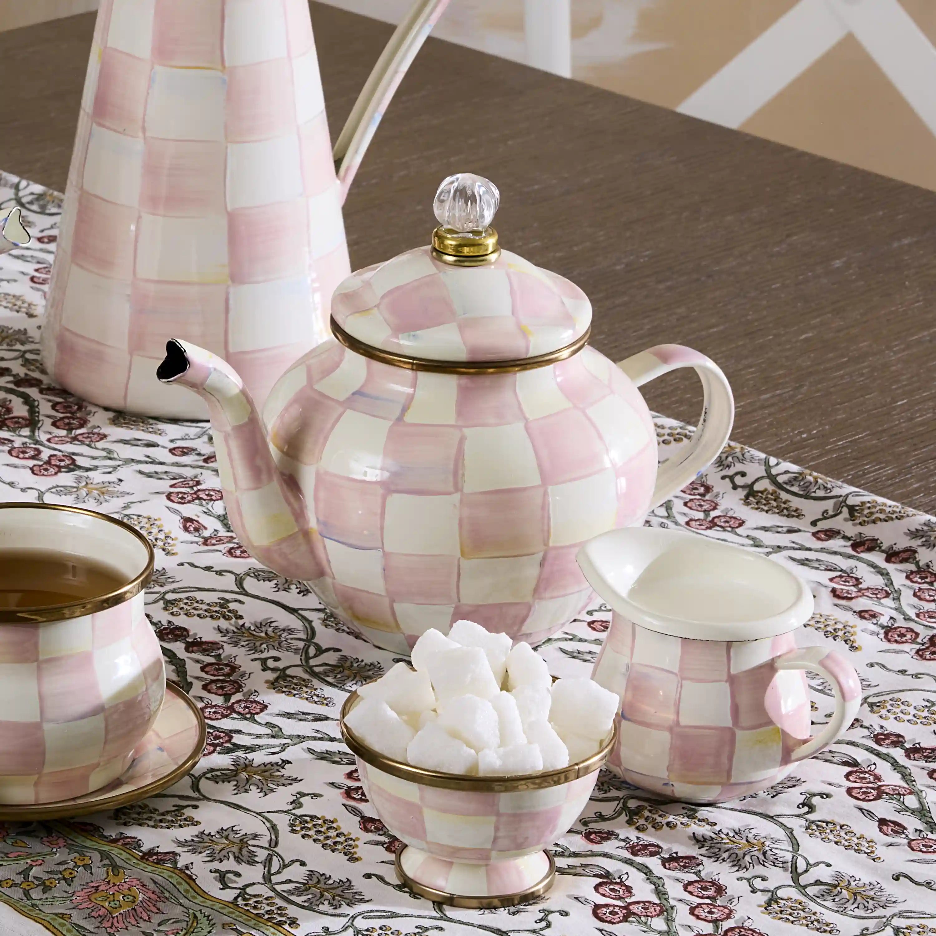 Courtly Check 4 Cup Teapot