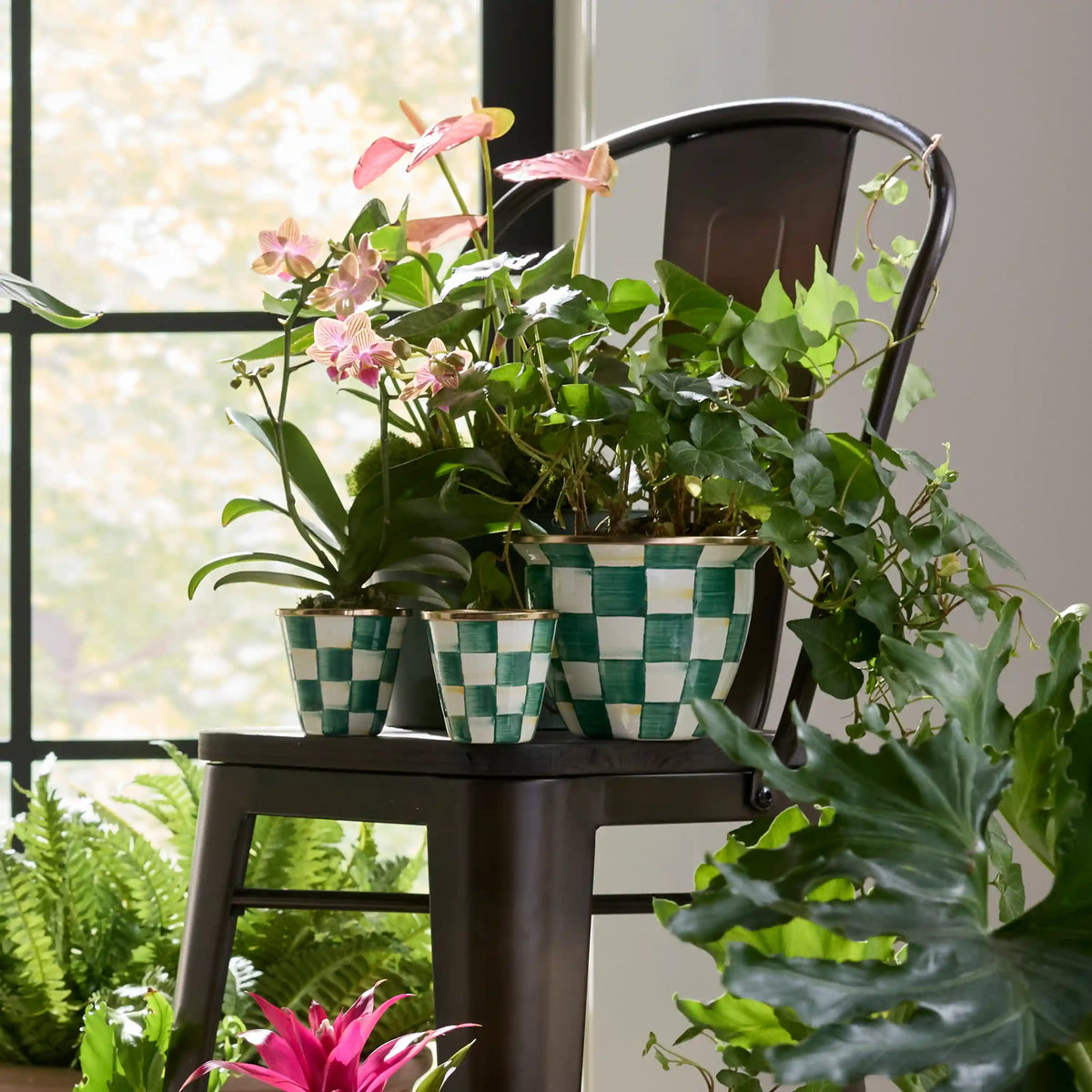 Mocha Check Large Flower Pot