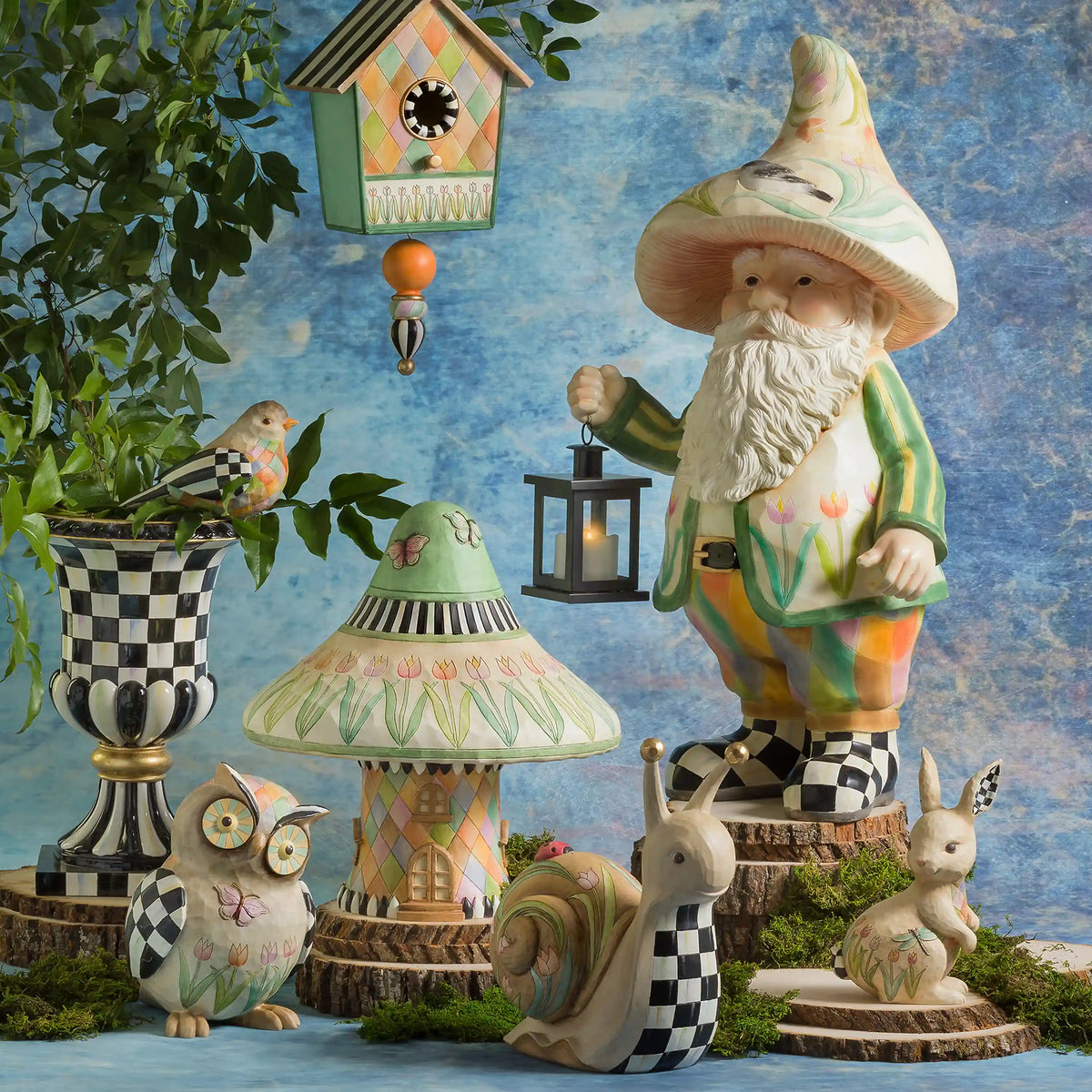 Royal Check Pedestal Urn
