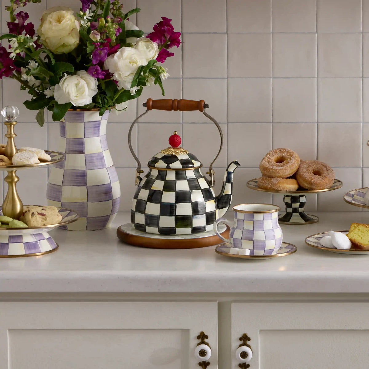 Royal Check 2 Quart Tea Kettle