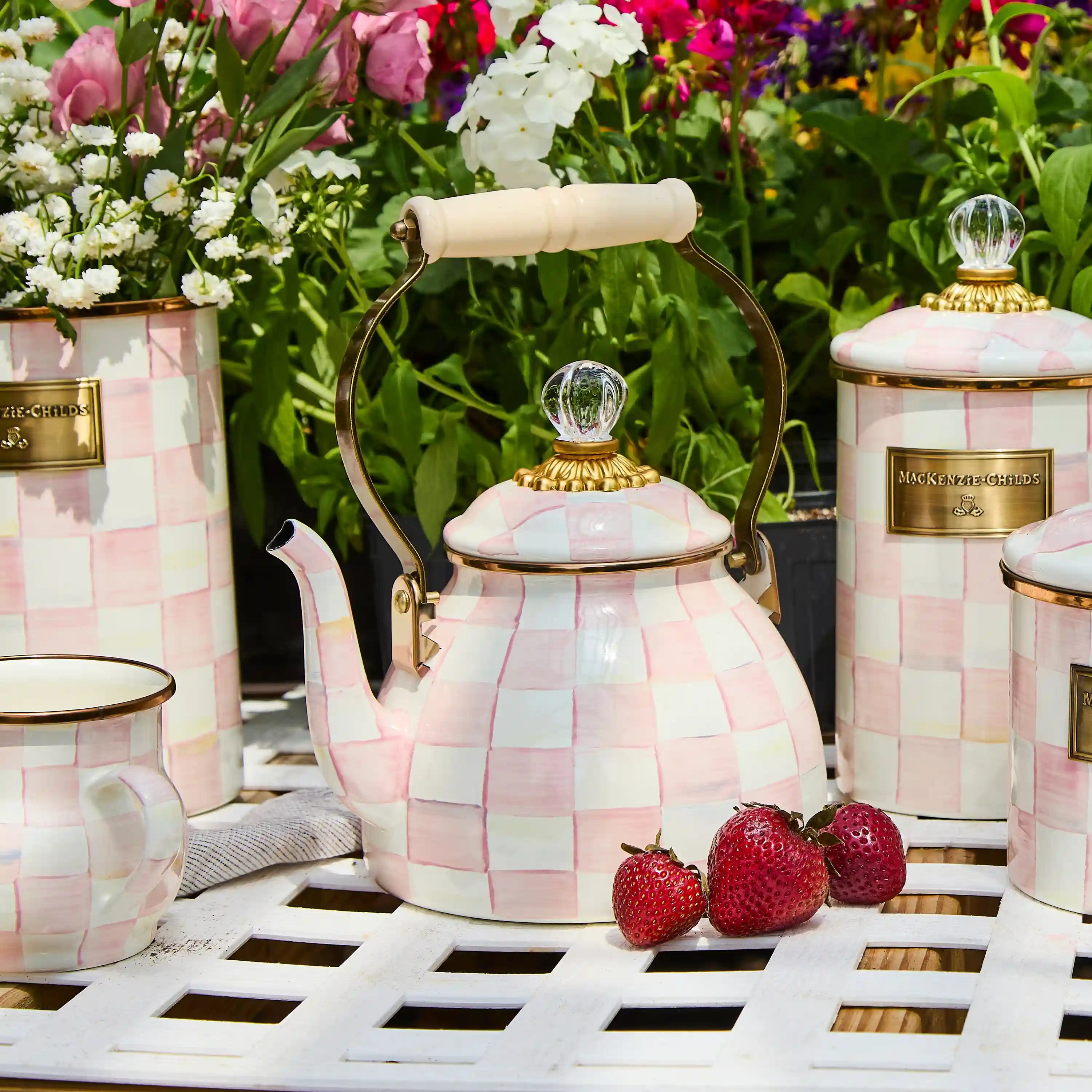 Sterling Check 2 Quart Tea Kettle