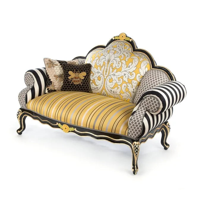 Queen Bee Loveseat