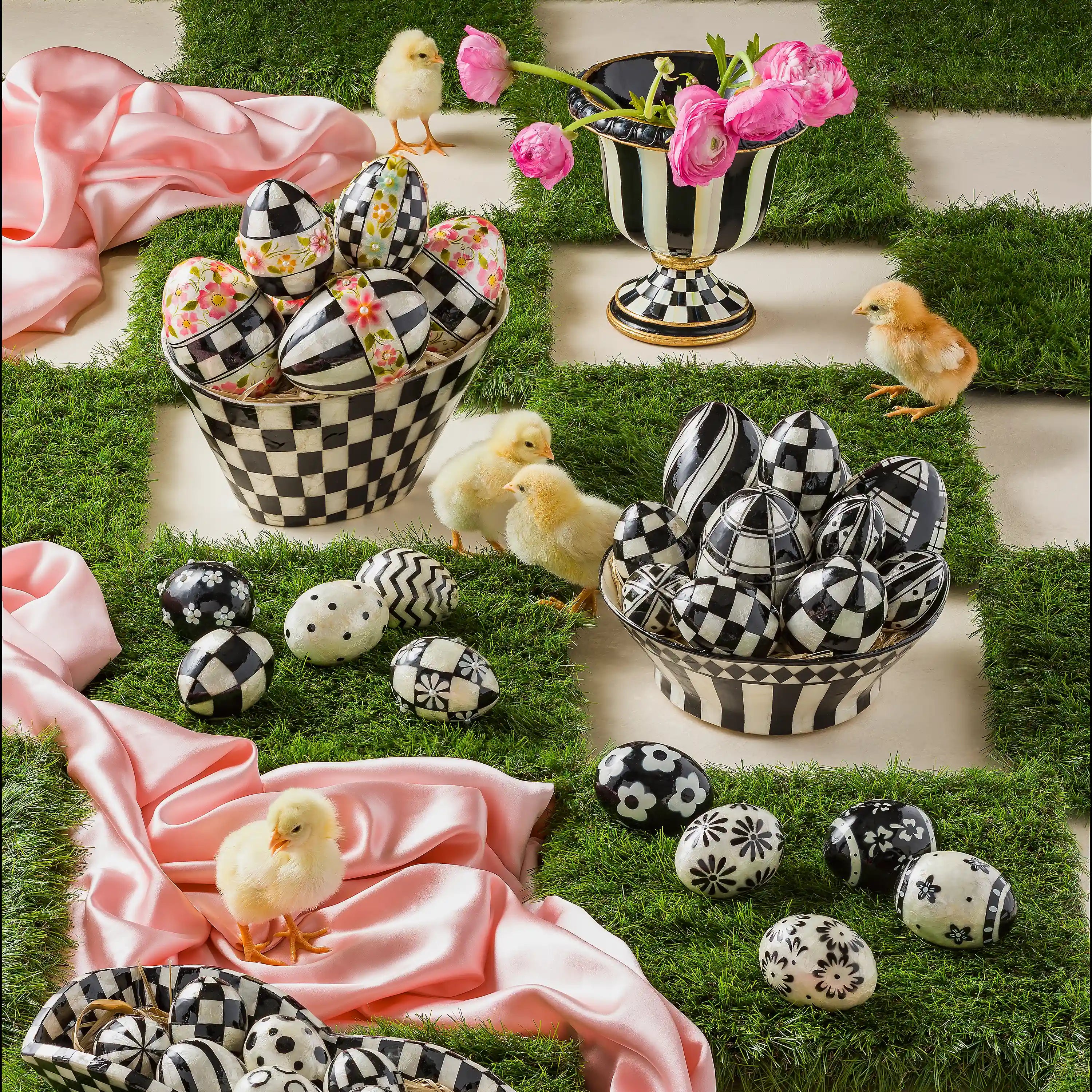 Rosy Check Pedestal Tabletop Urn