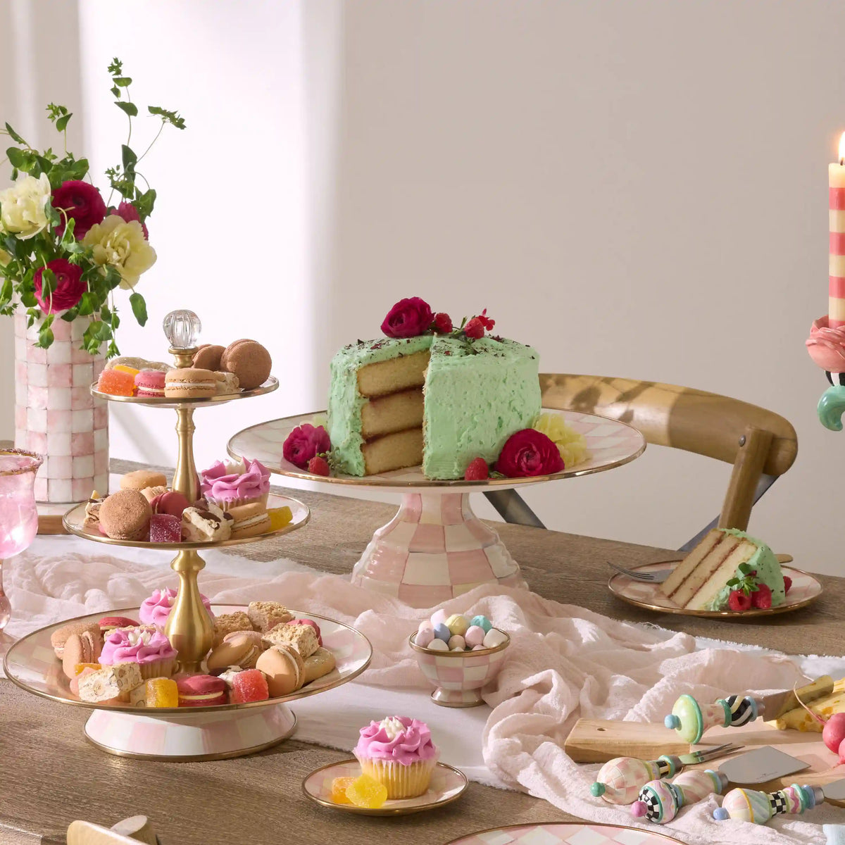 Courtly Check Large Pedestal Platter