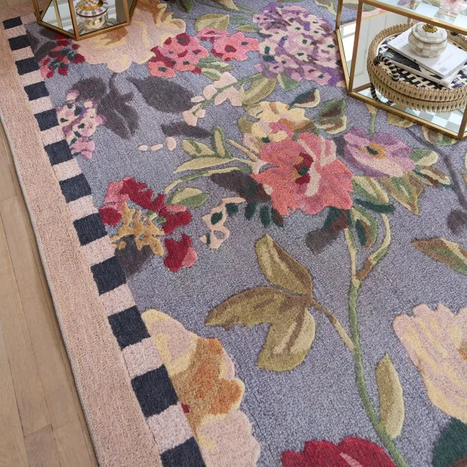Tudor Rose 8' x 10' Washable Rug