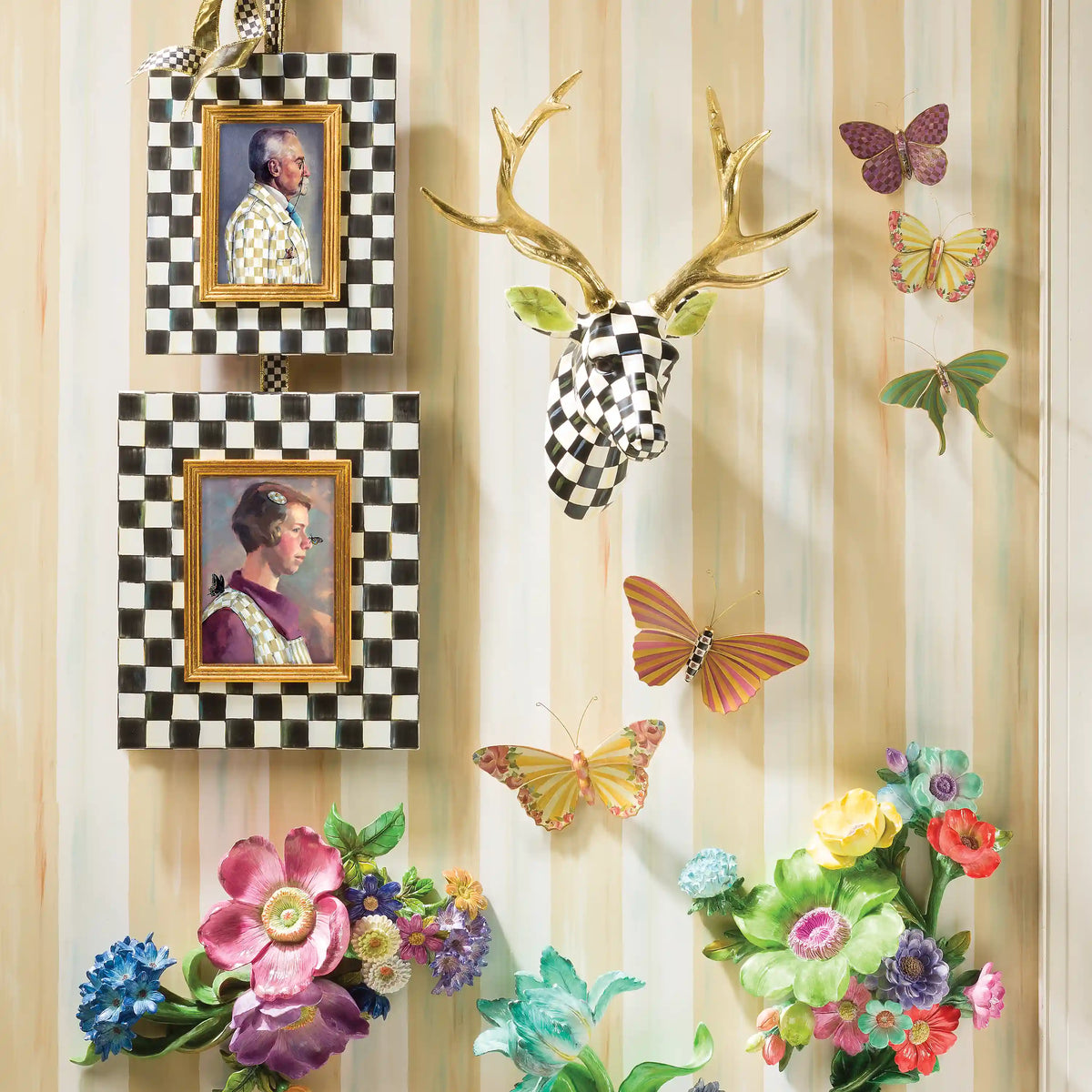 Mocha Check Small Deer Wall Decor