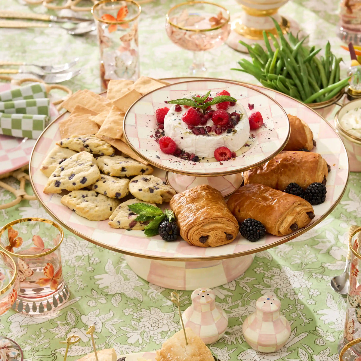Courtly Check Large Pedestal Platter