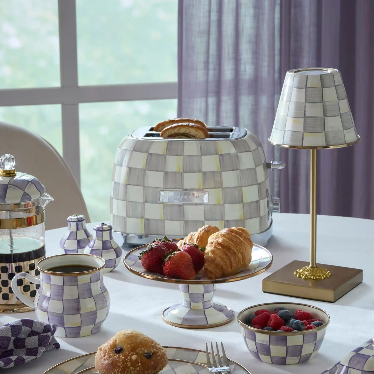 Courtly Flower Market 2-Slice Toaster