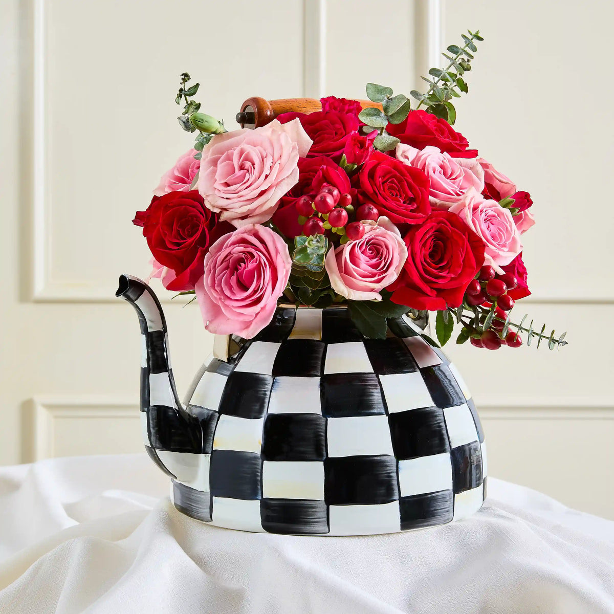 Royal Check 2 Quart Tea Kettle