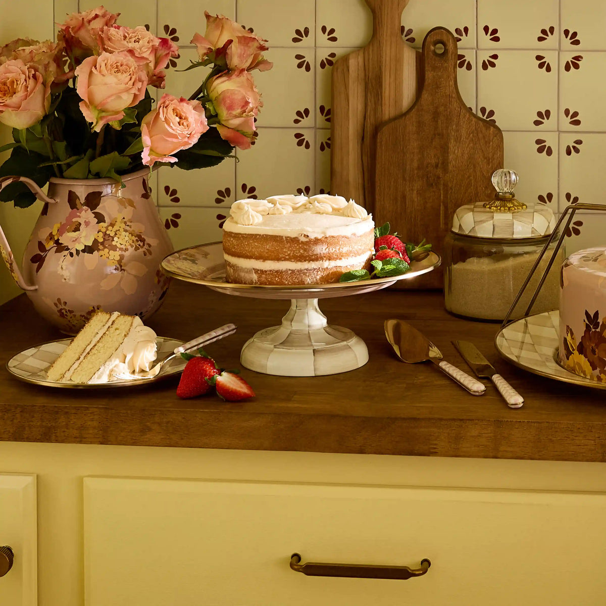 White Flower Market Mini Pedestal Platter