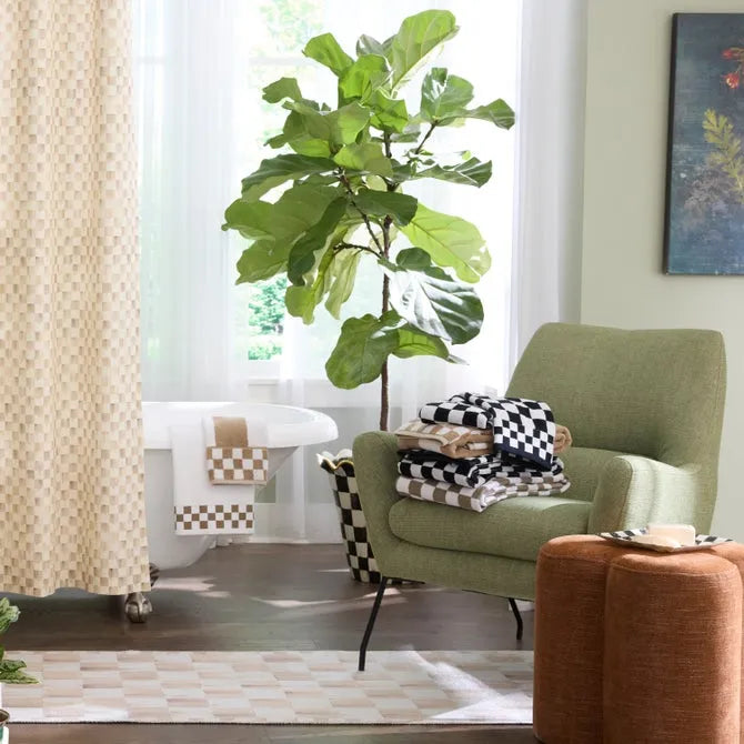 Mocha Checkered 8' x 10' Washable Rug