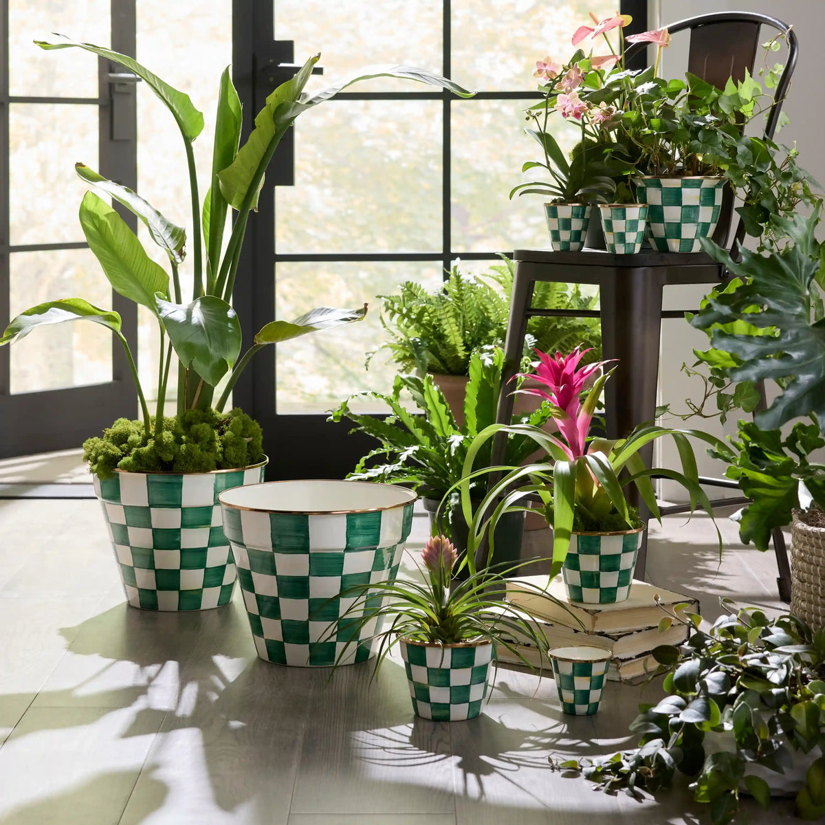 Rosy Check Small Garden Pot